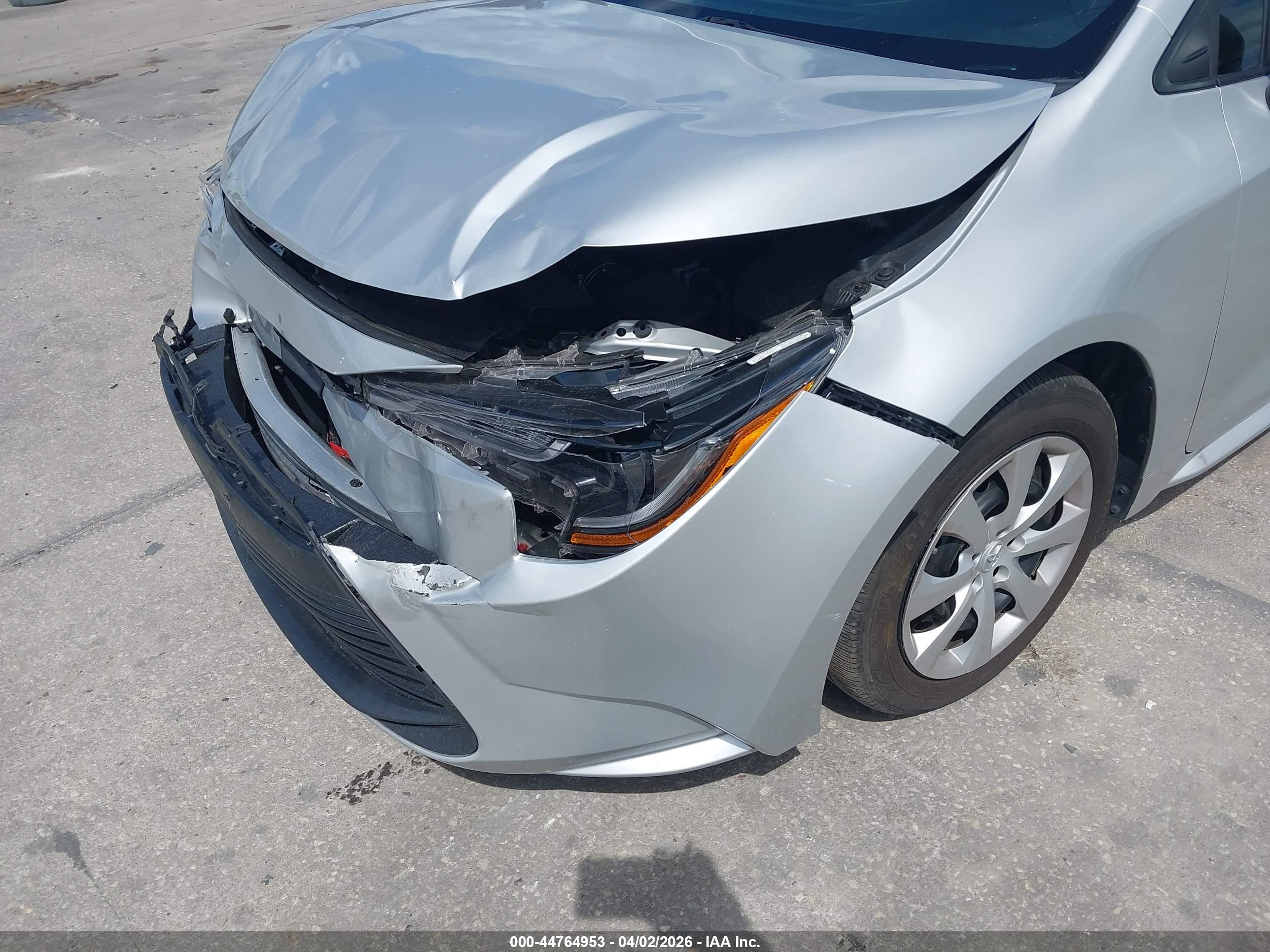 TOYOTA COROLLA image 6