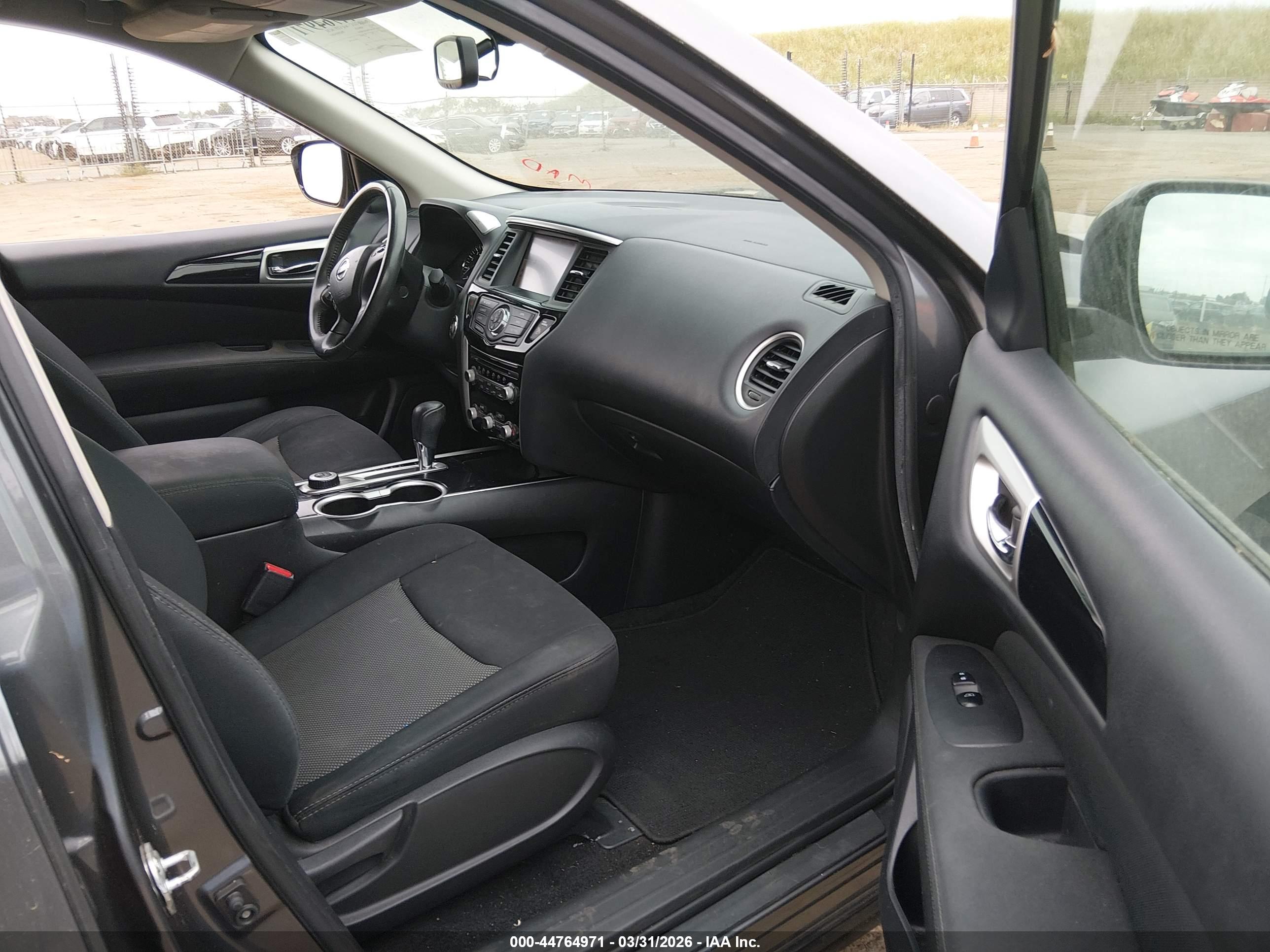 NISSAN PATHFINDER image 5