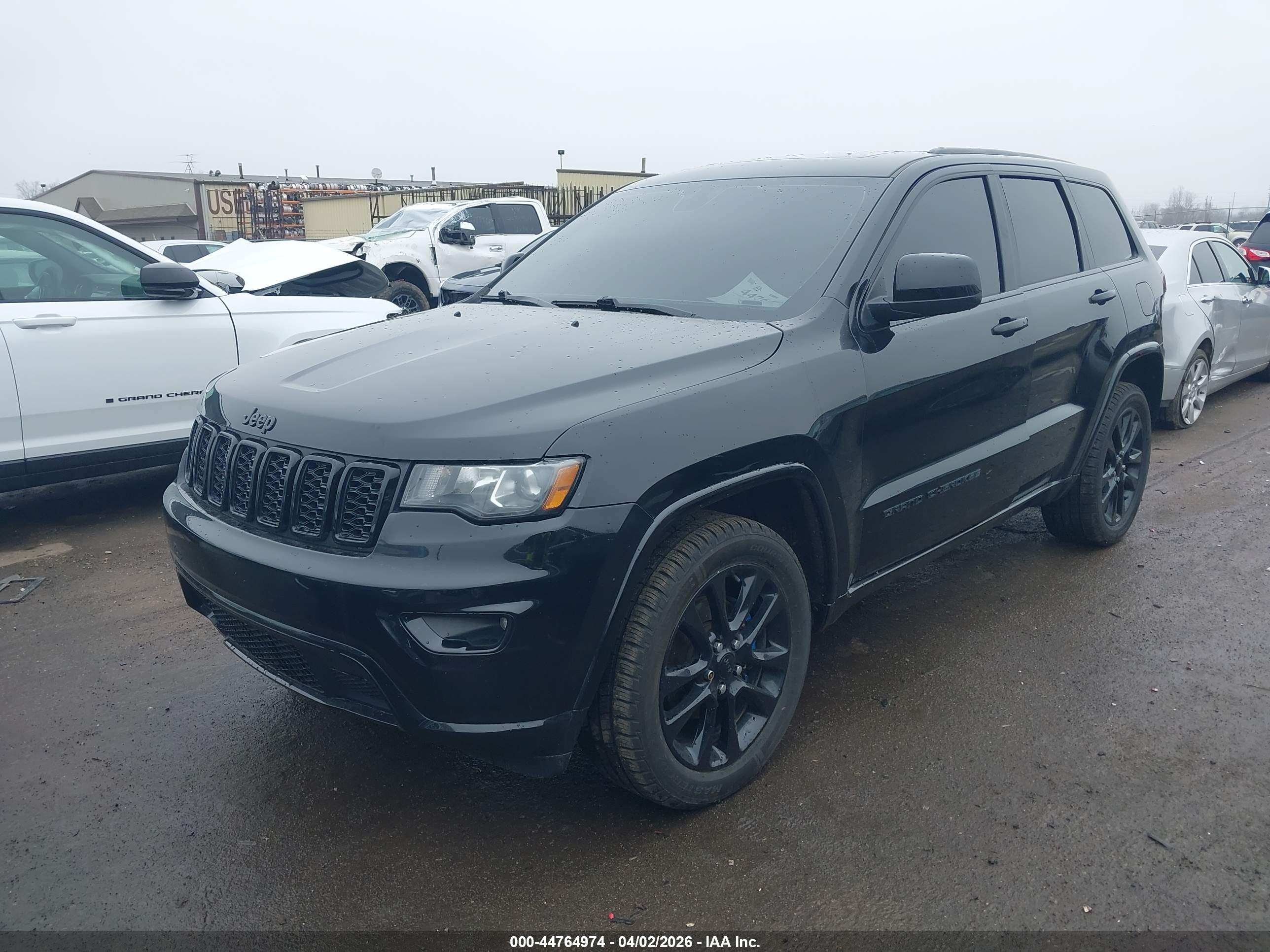 JEEP GRAND image 2