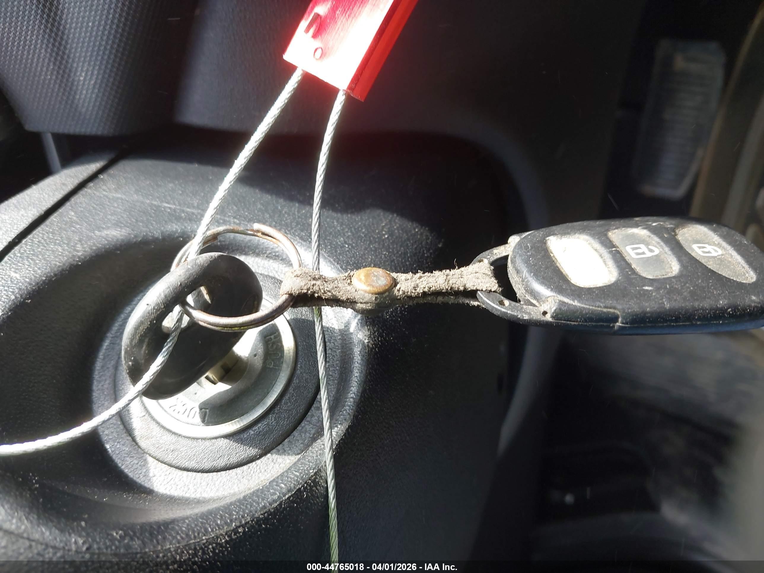 HYUNDAI ELANTRA image 11