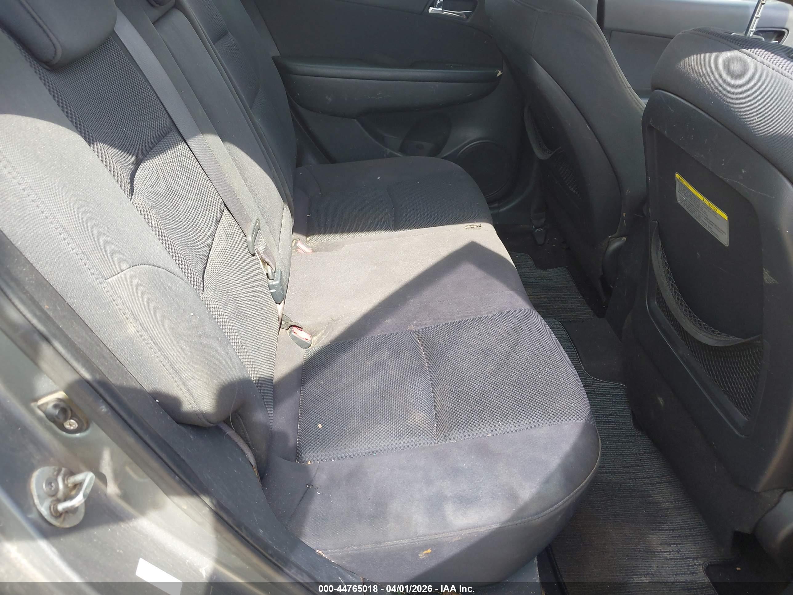 HYUNDAI ELANTRA image 8