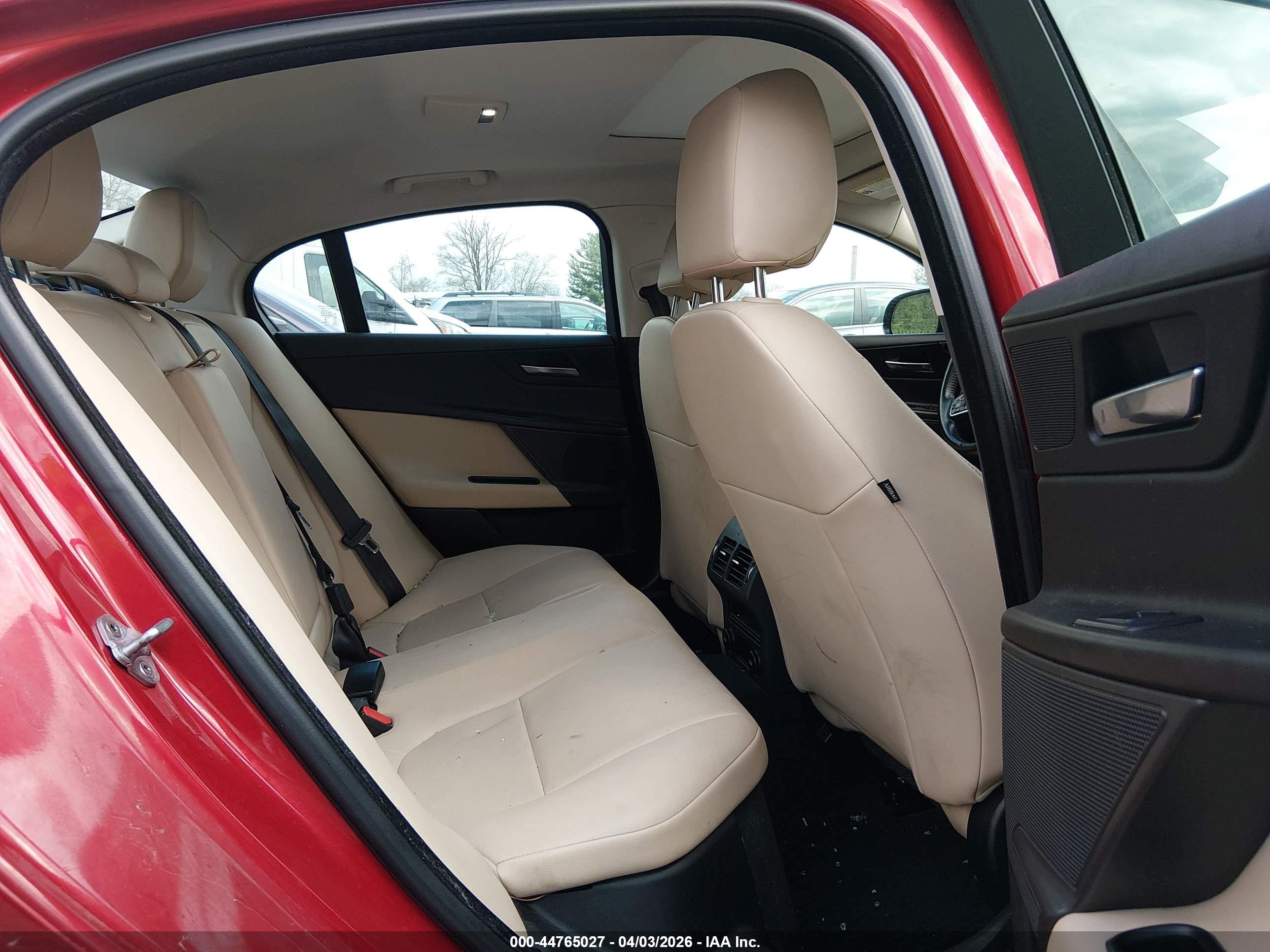JAGUAR XE image 8