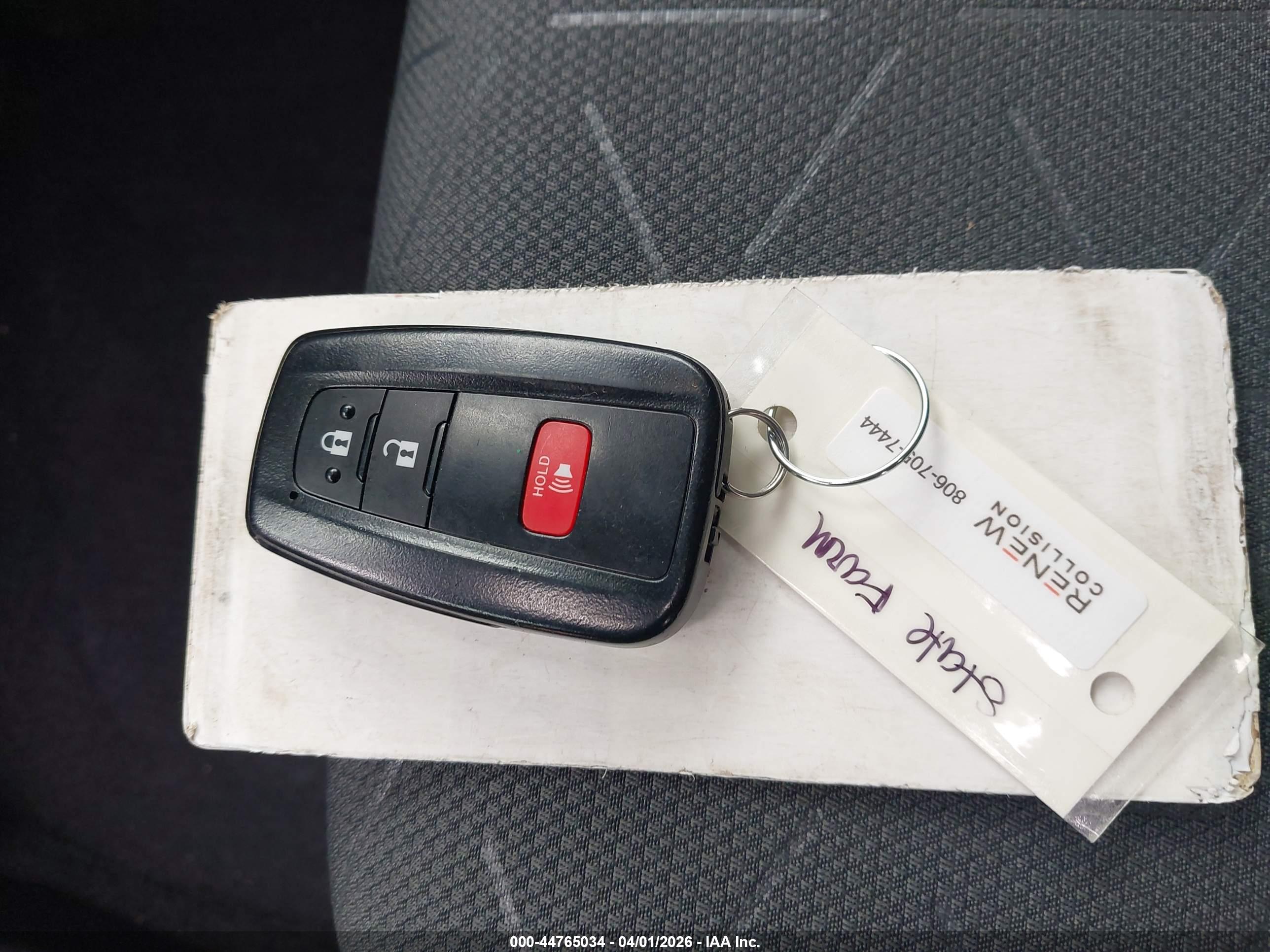 TOYOTA RAV4 image 11