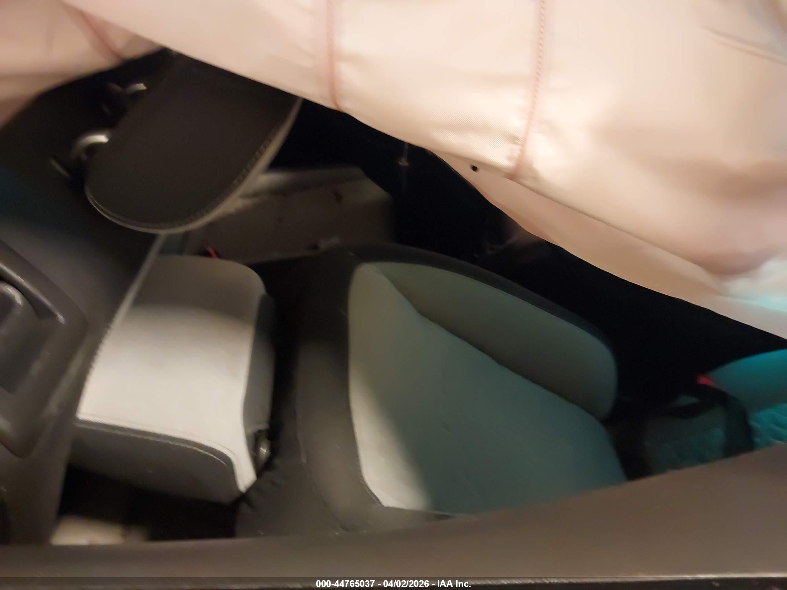 CHEVROLET EQUINOX image 8