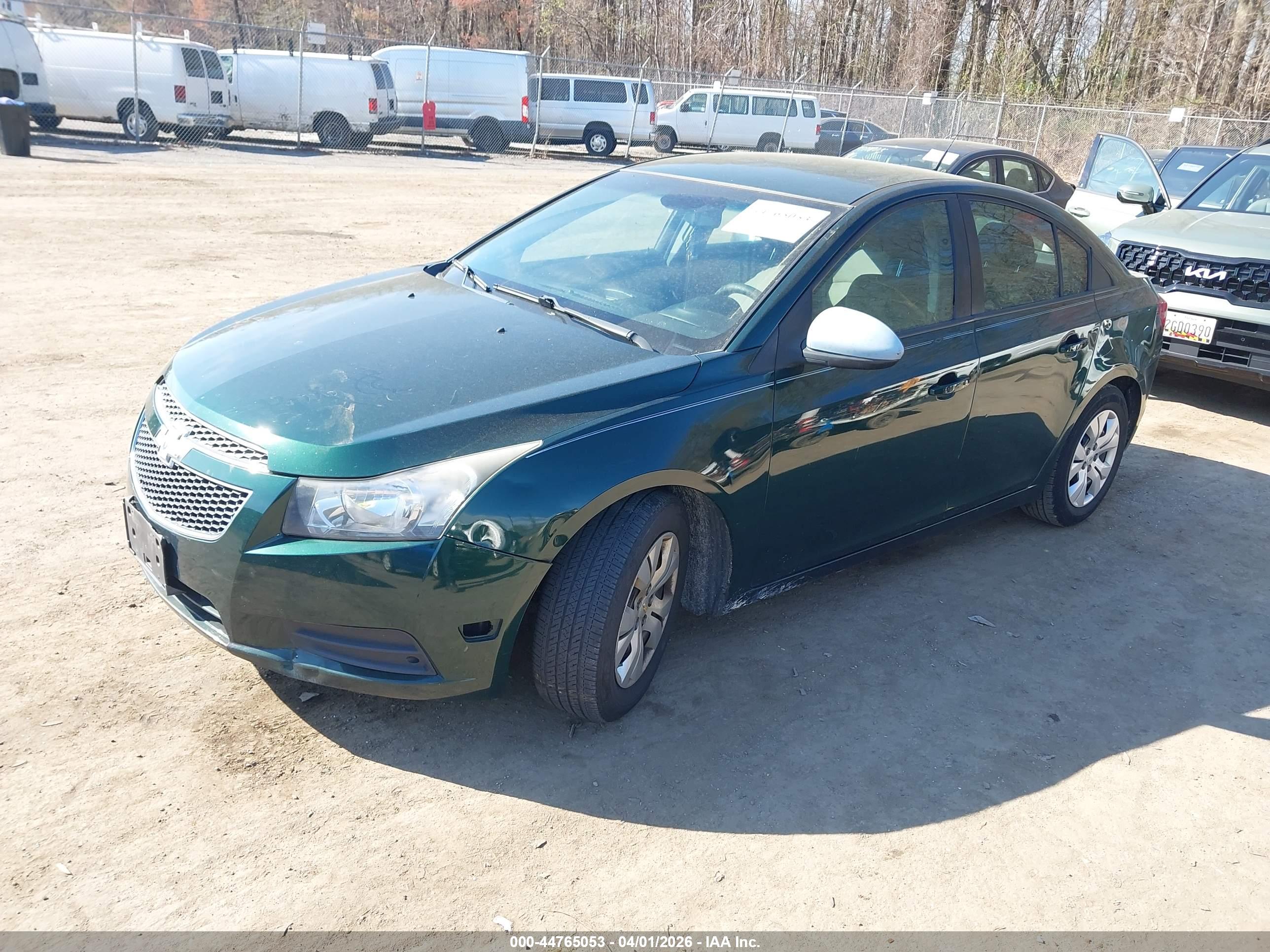 CHEVROLET CRUZE image 2