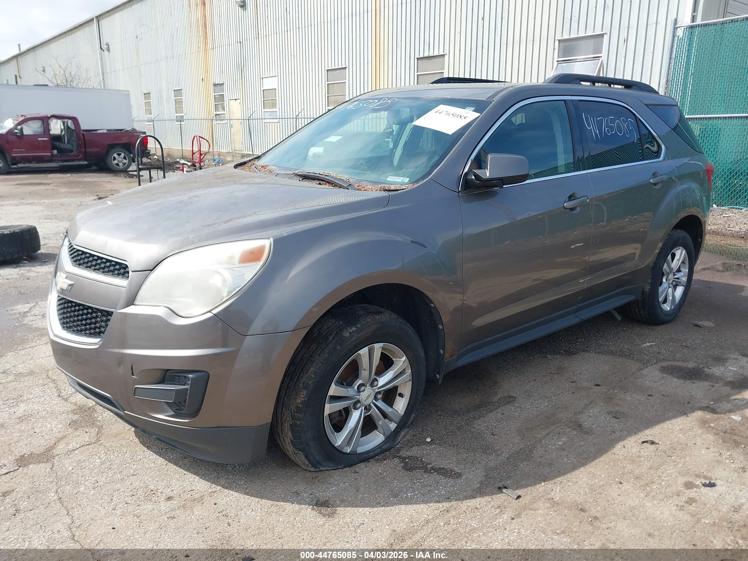 CHEVROLET EQUINOX image 2