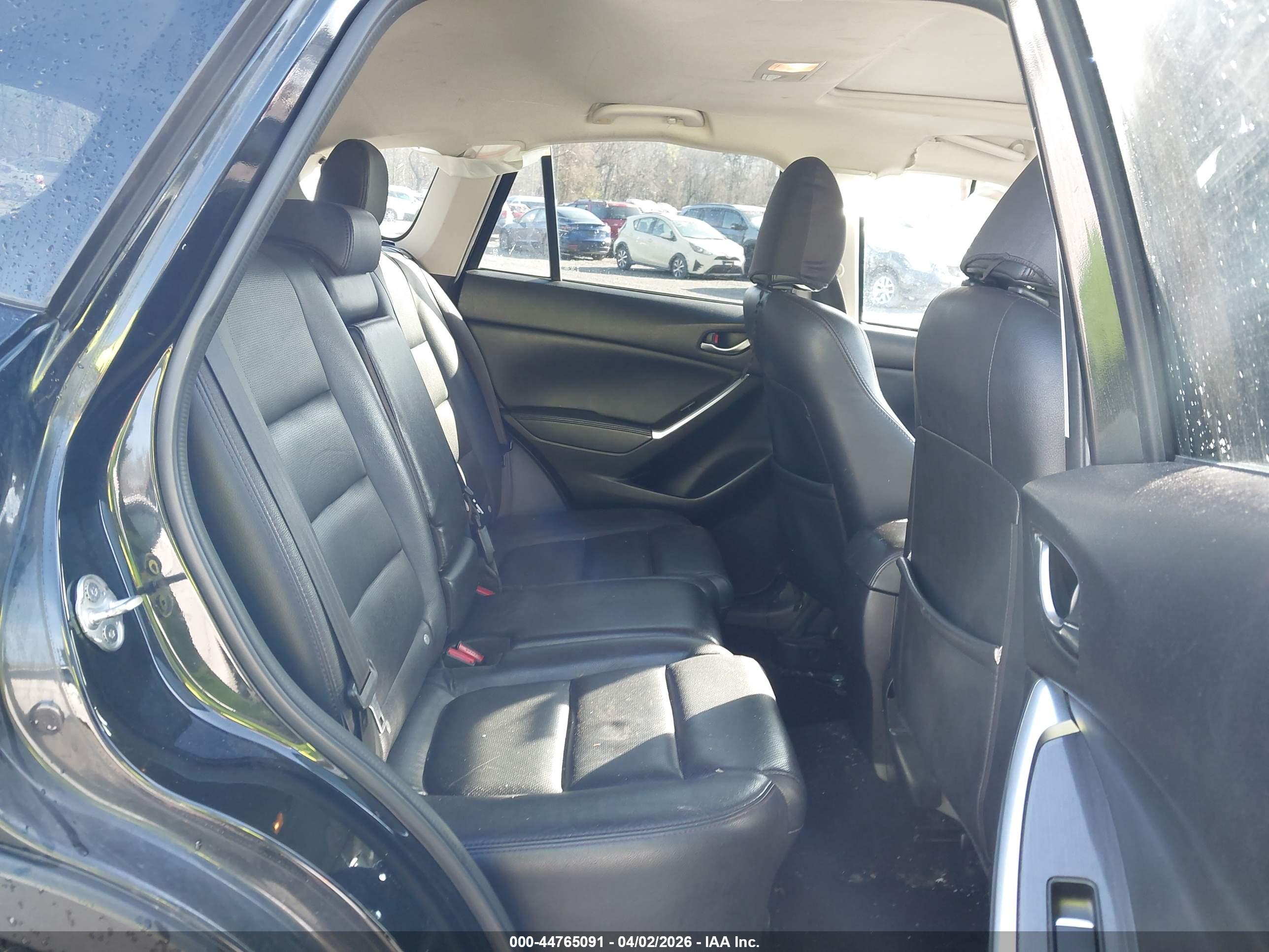 MAZDA CX-5 image 8
