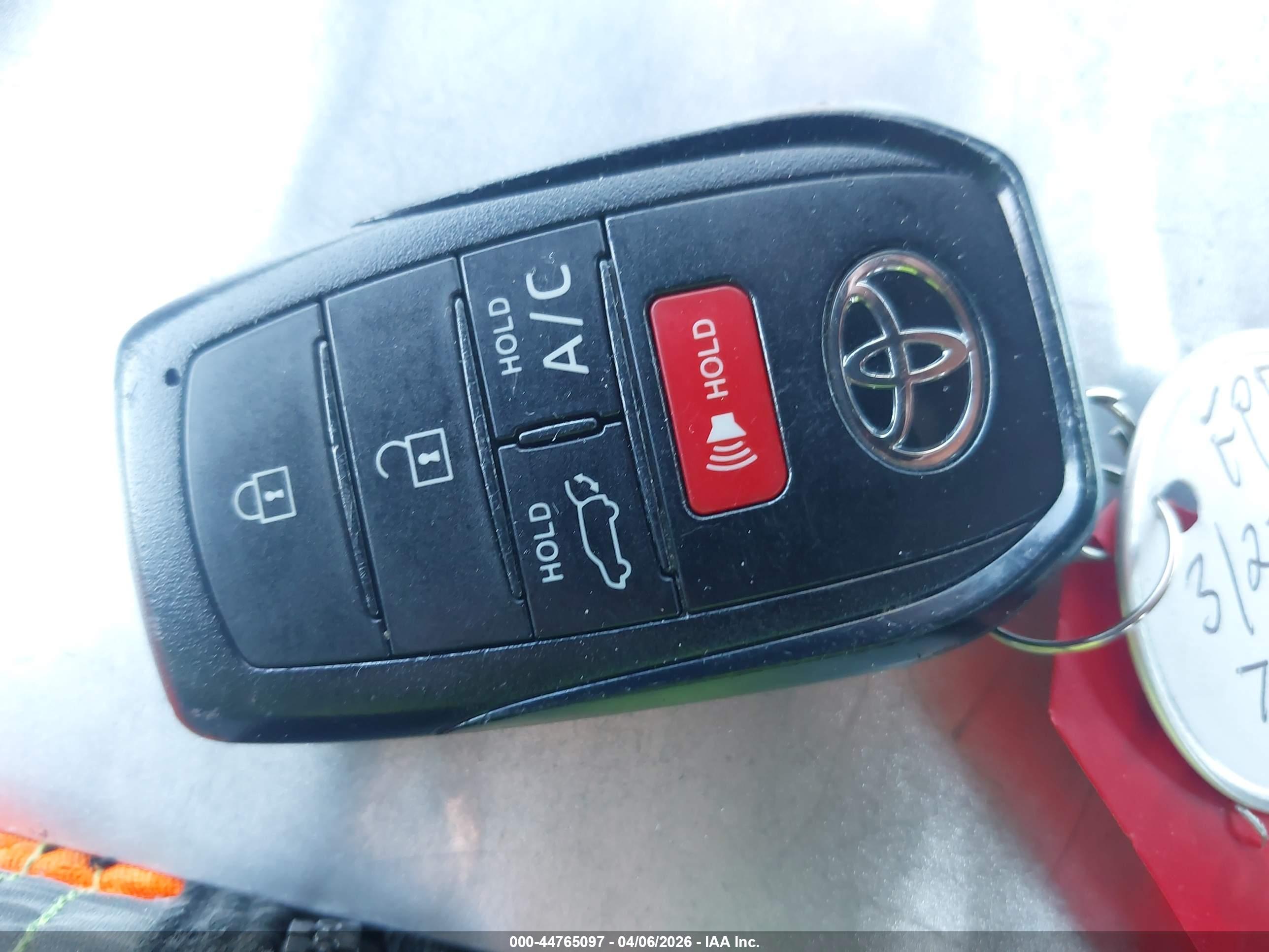 TOYOTA BZ4X image 11