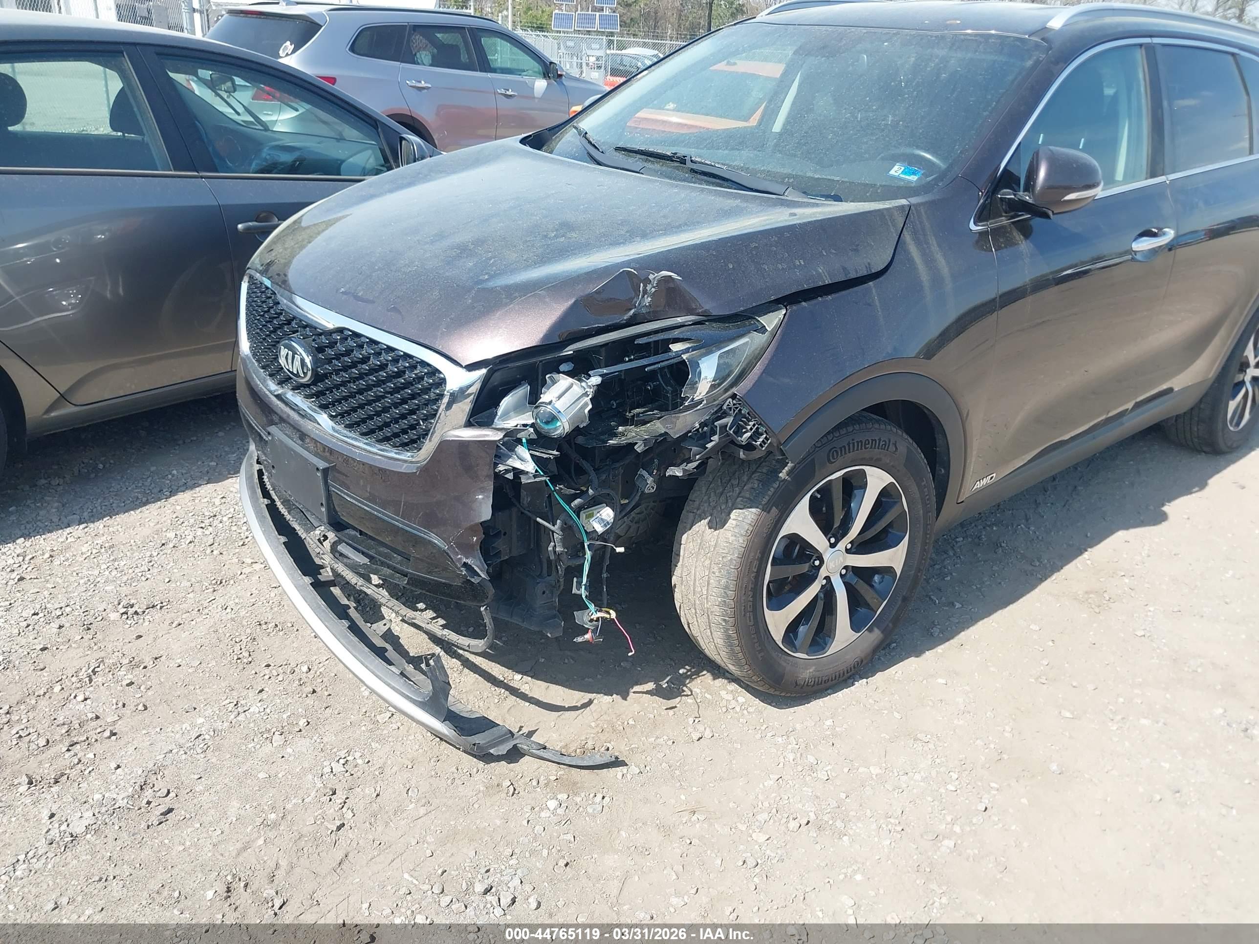 KIA SORENTO image 6