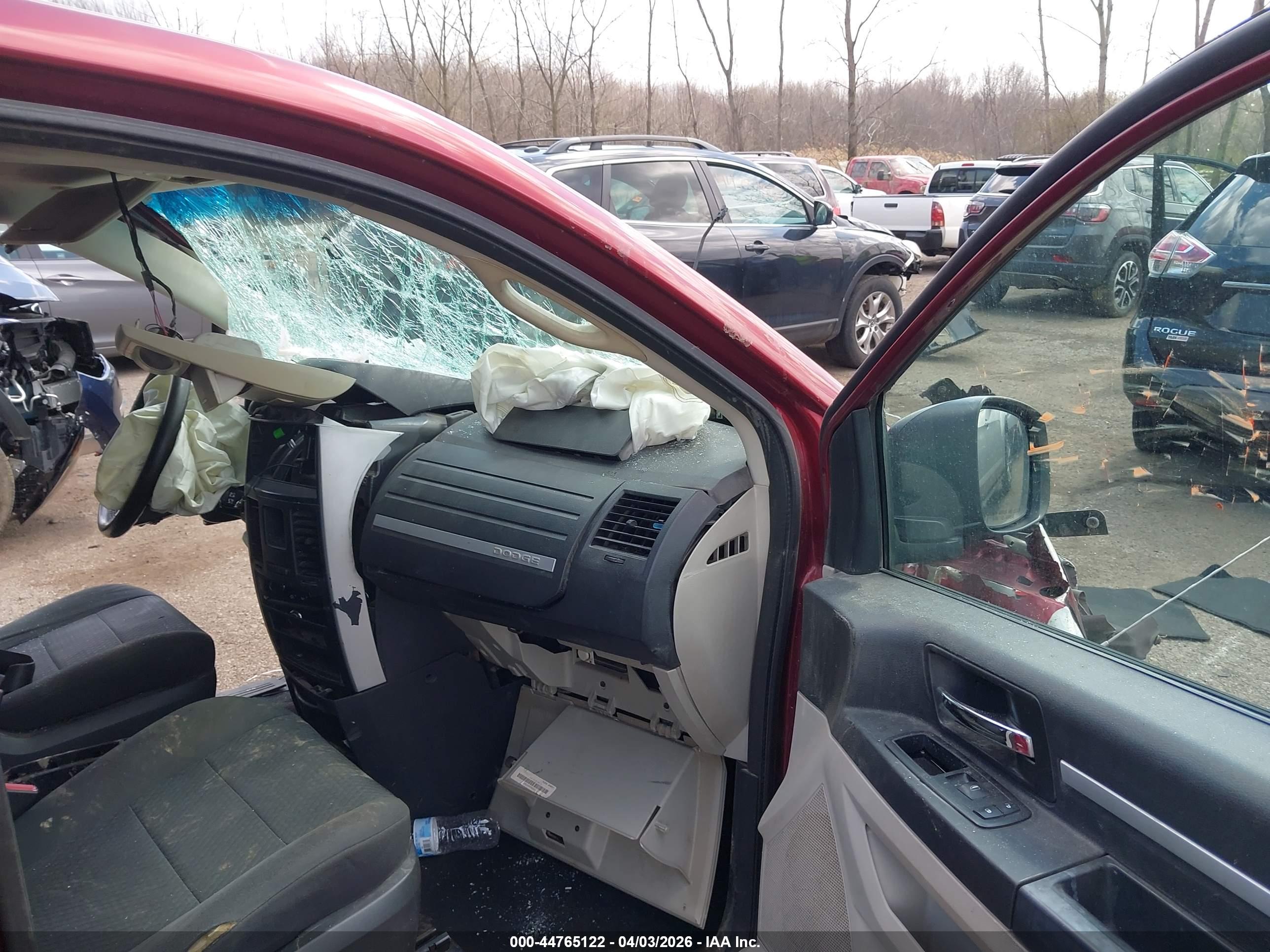 DODGE GRAND image 5
