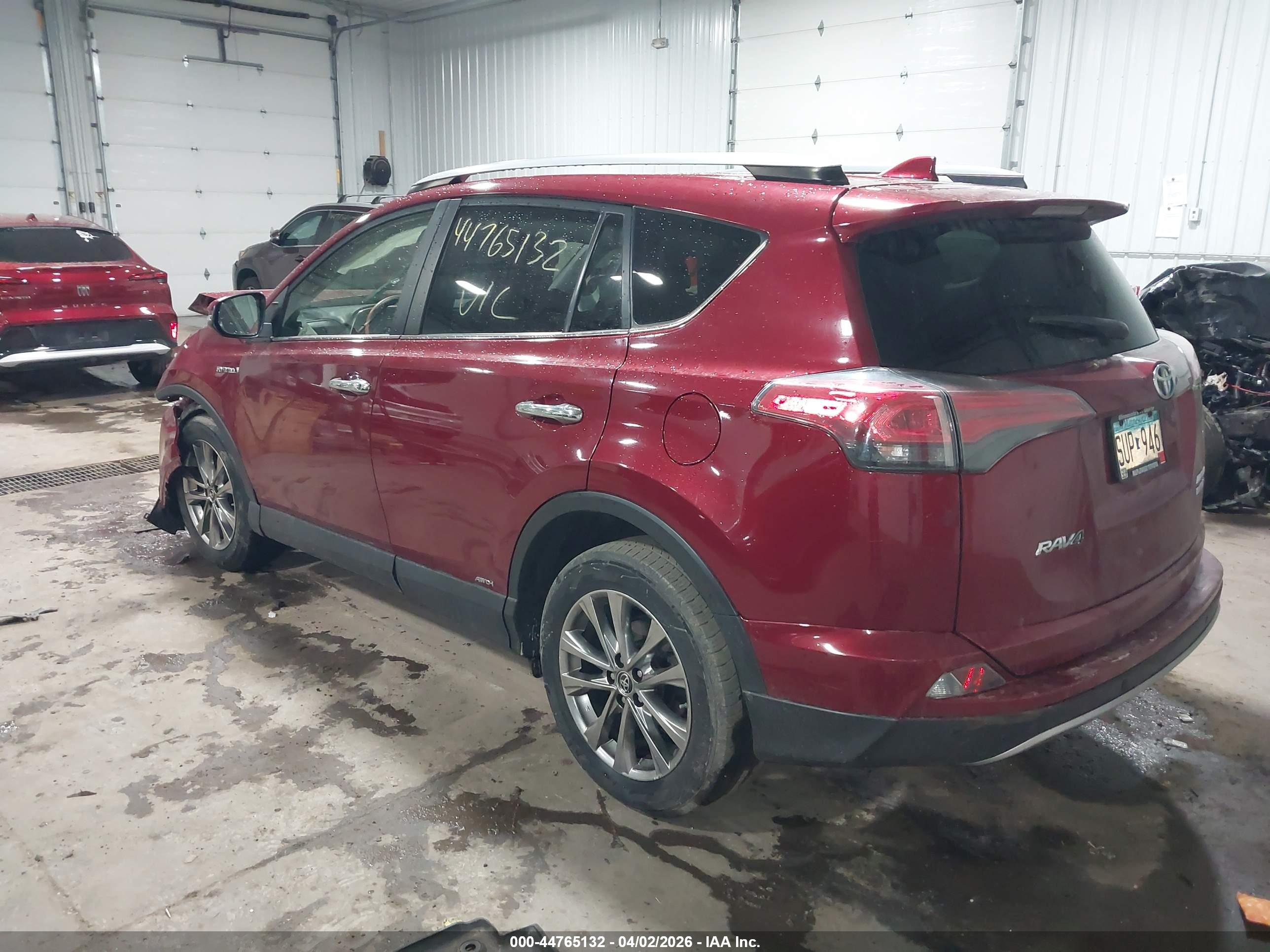 TOYOTA RAV4 image 3