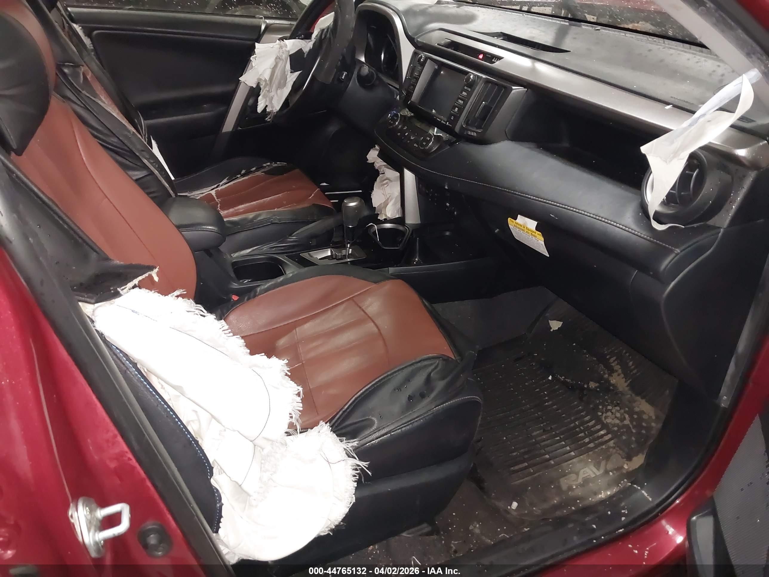 TOYOTA RAV4 image 5