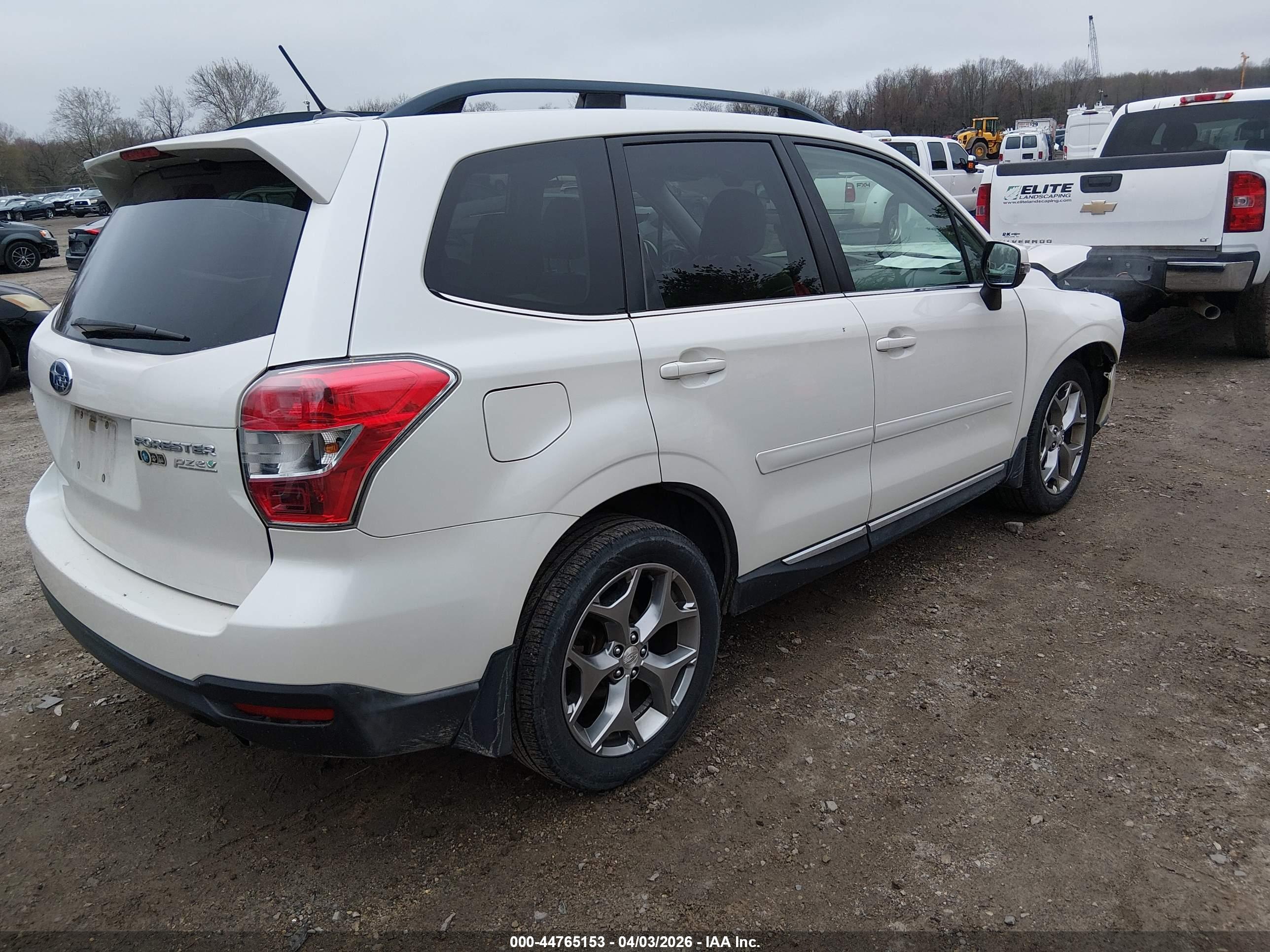 SUBARU FORESTER image 4