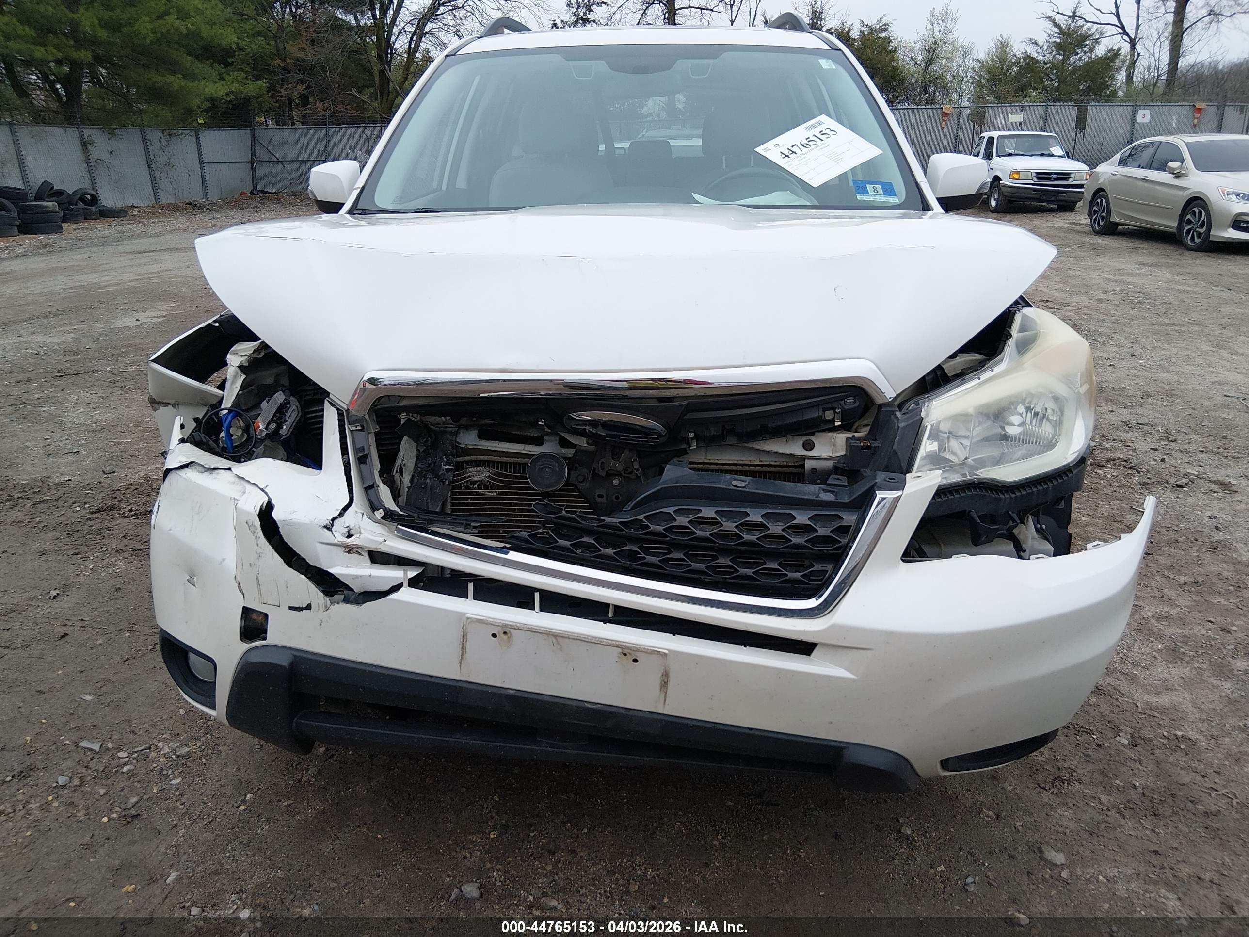 SUBARU FORESTER image 6