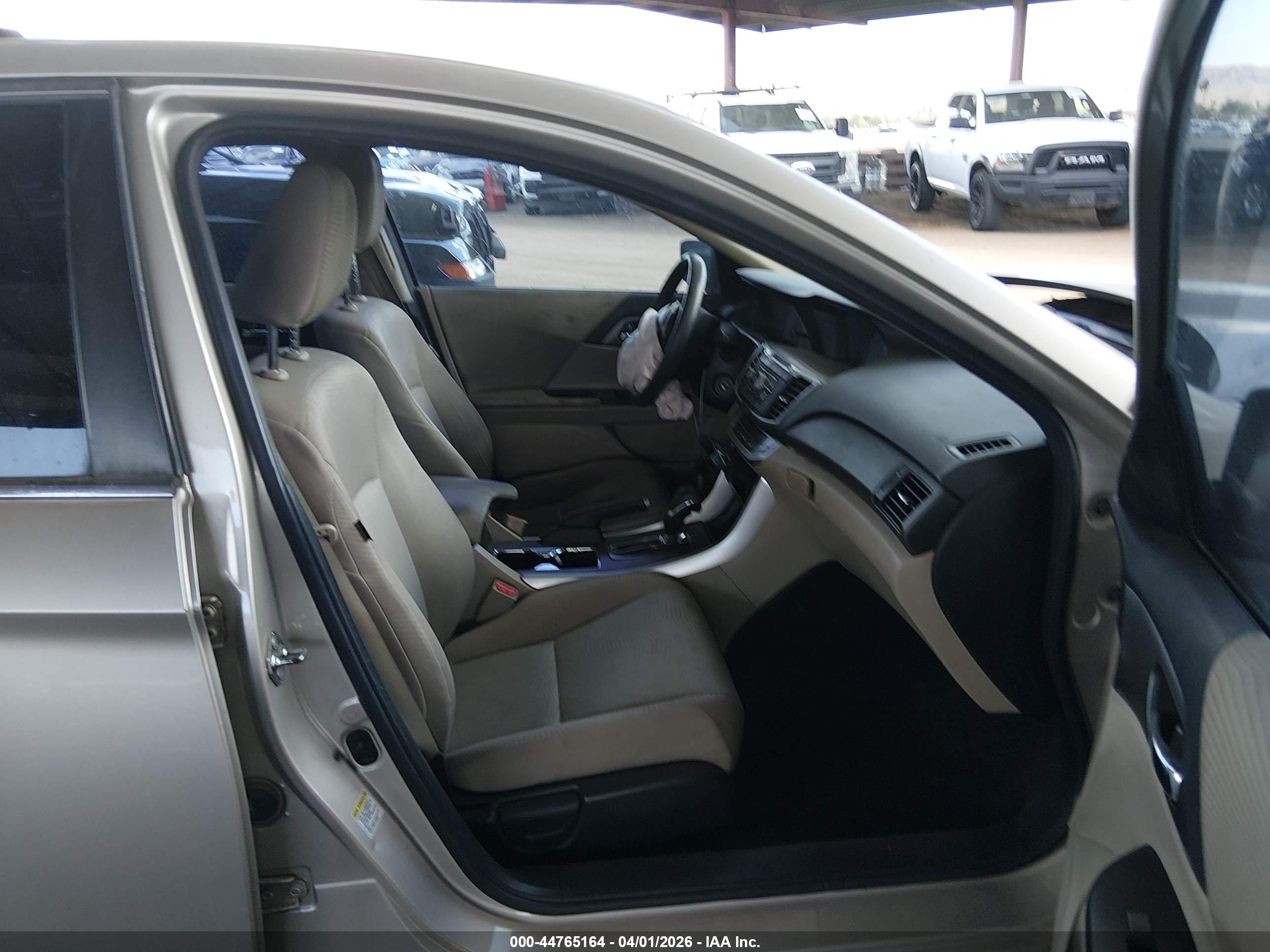 HONDA ACCORD image 5