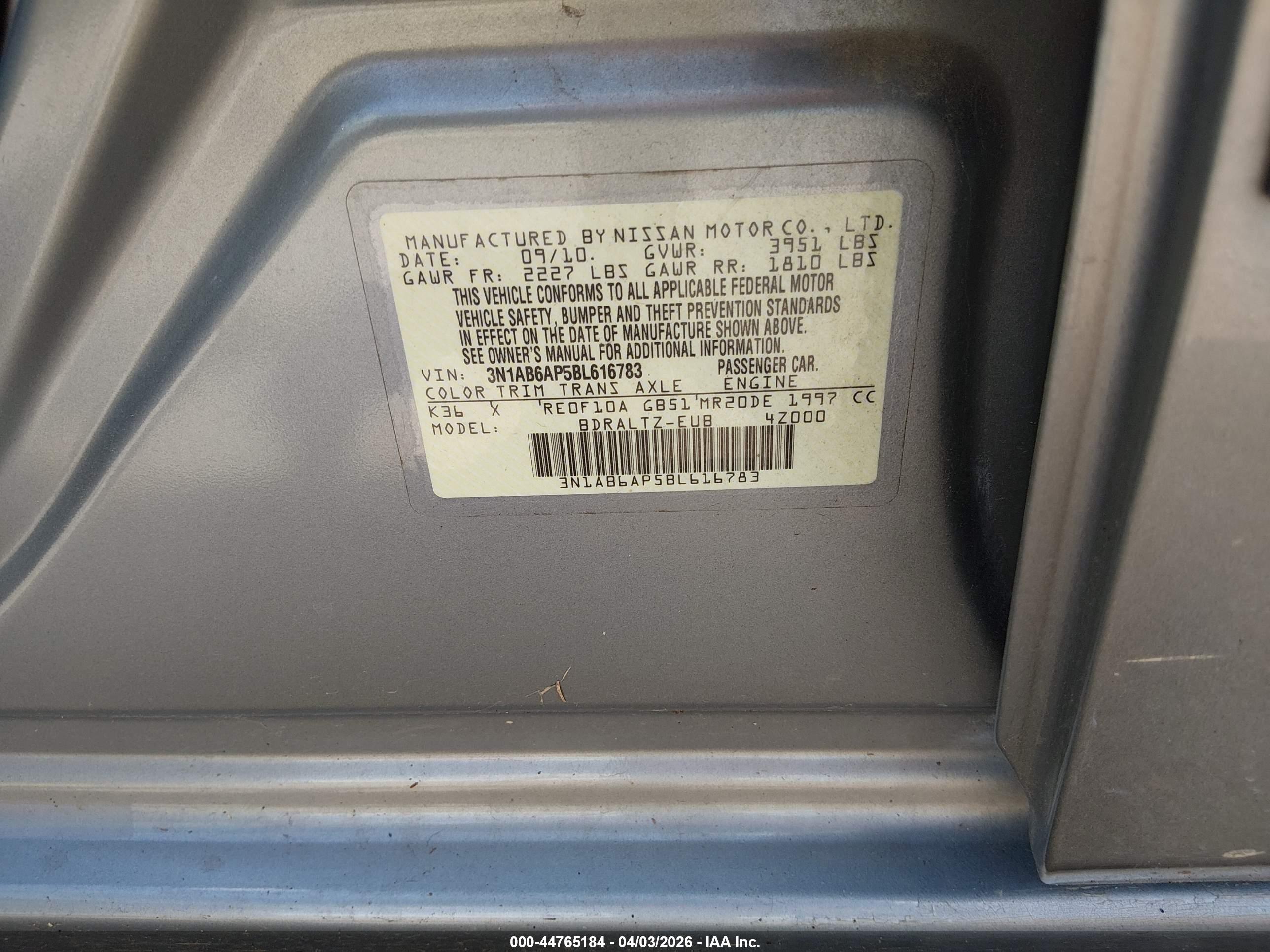 NISSAN SENTRA image 9