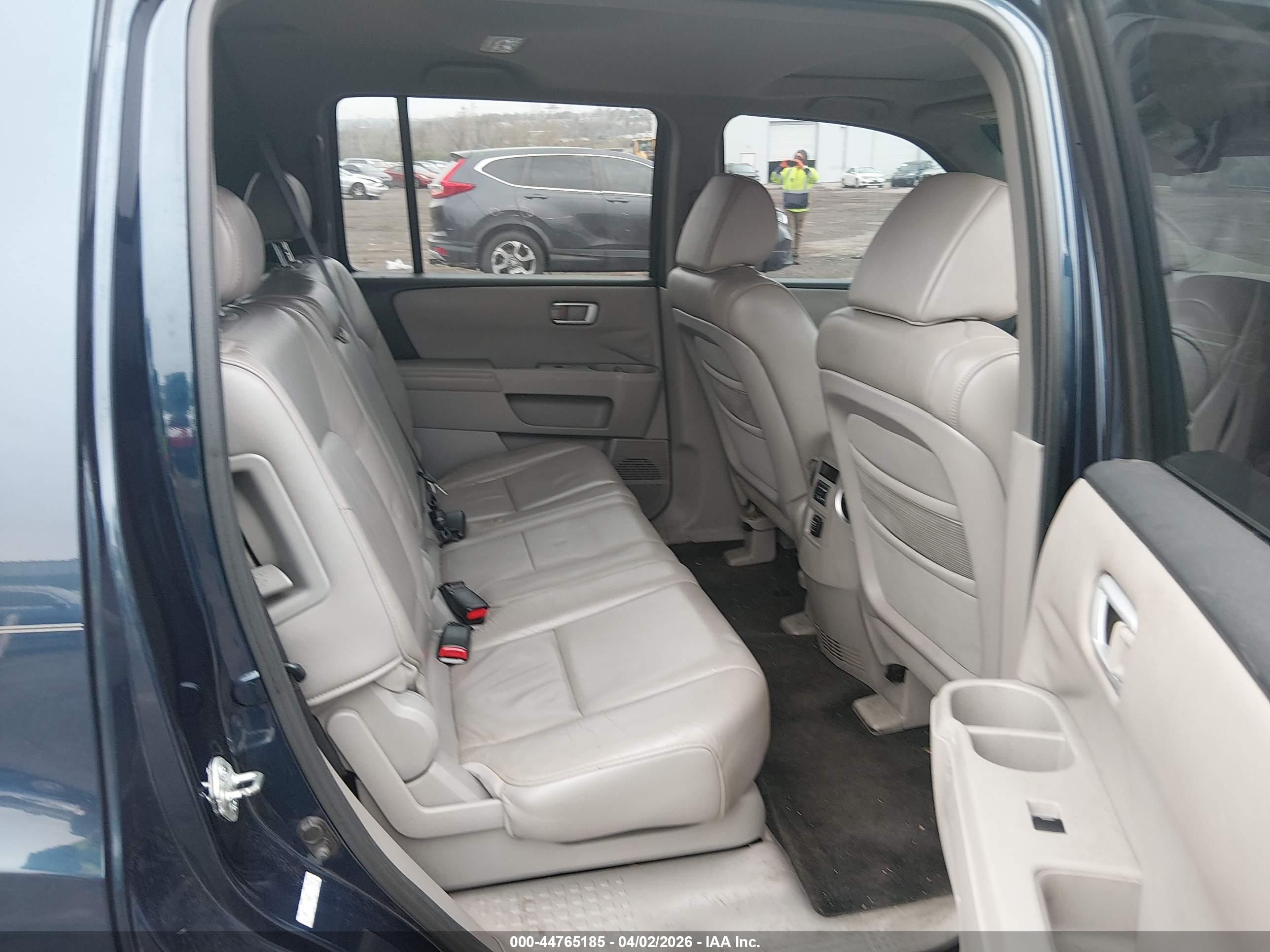 HONDA PILOT image 8