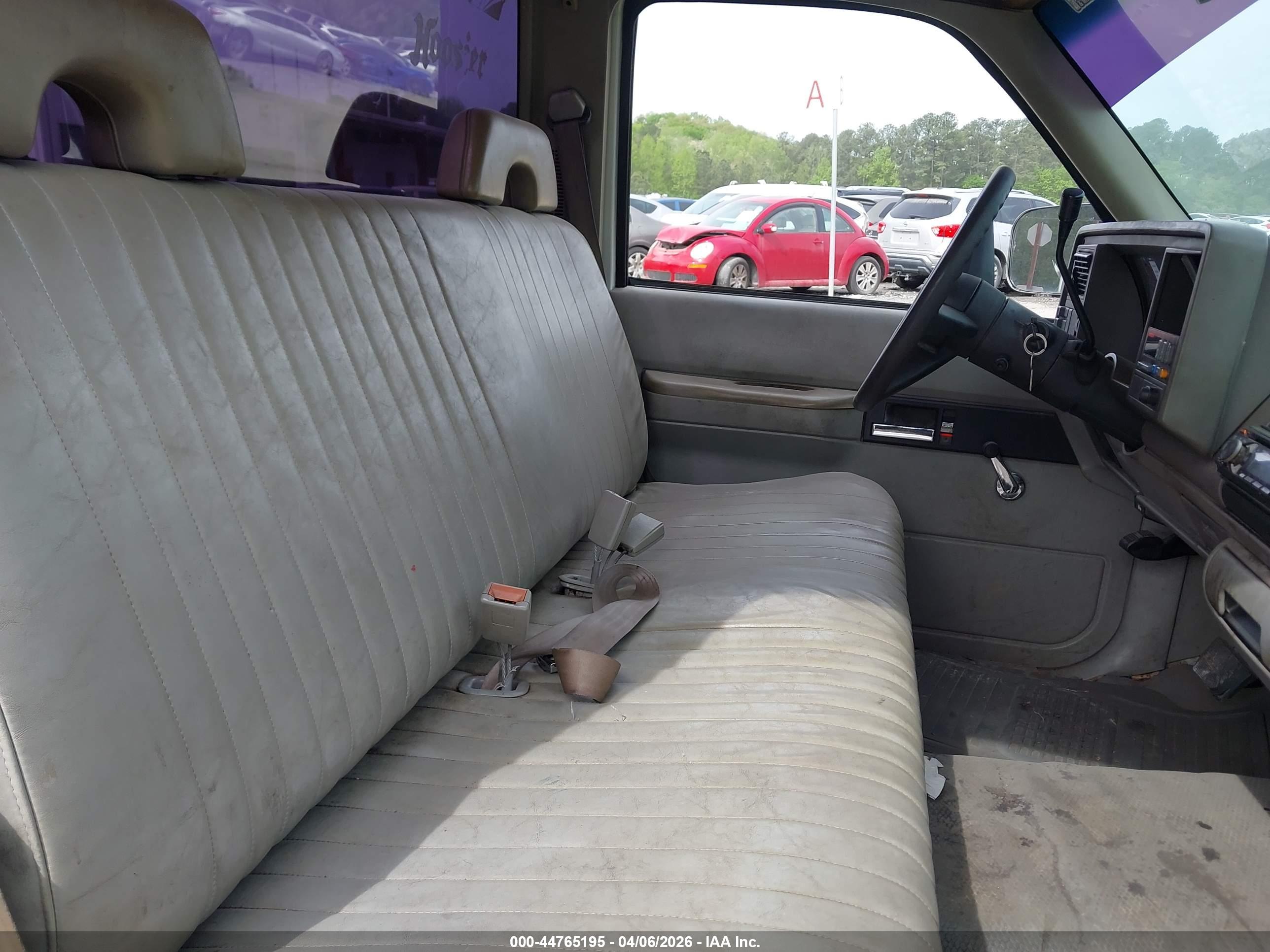 GMC SIERRA image 5