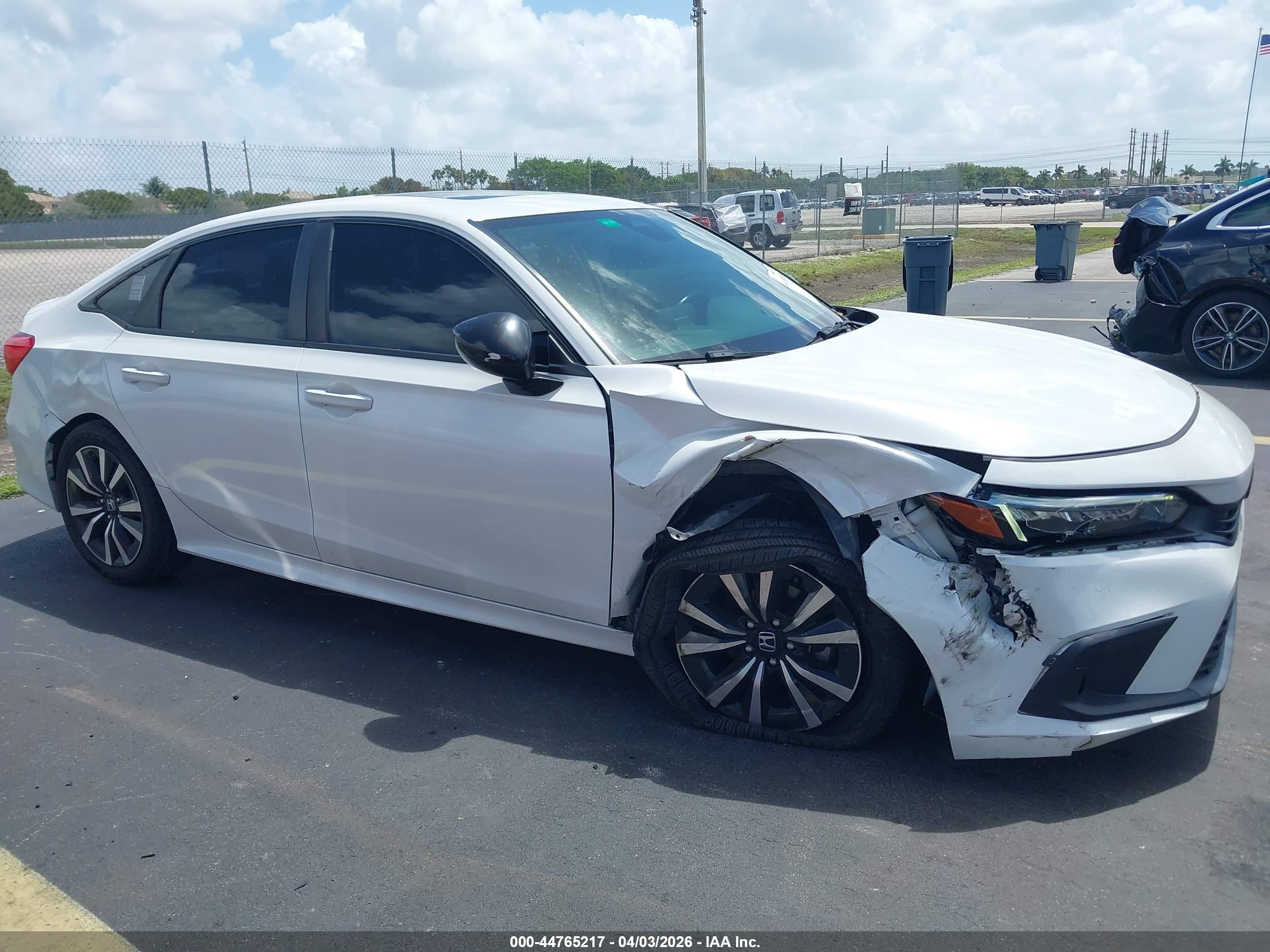 HONDA CIVIC image 6