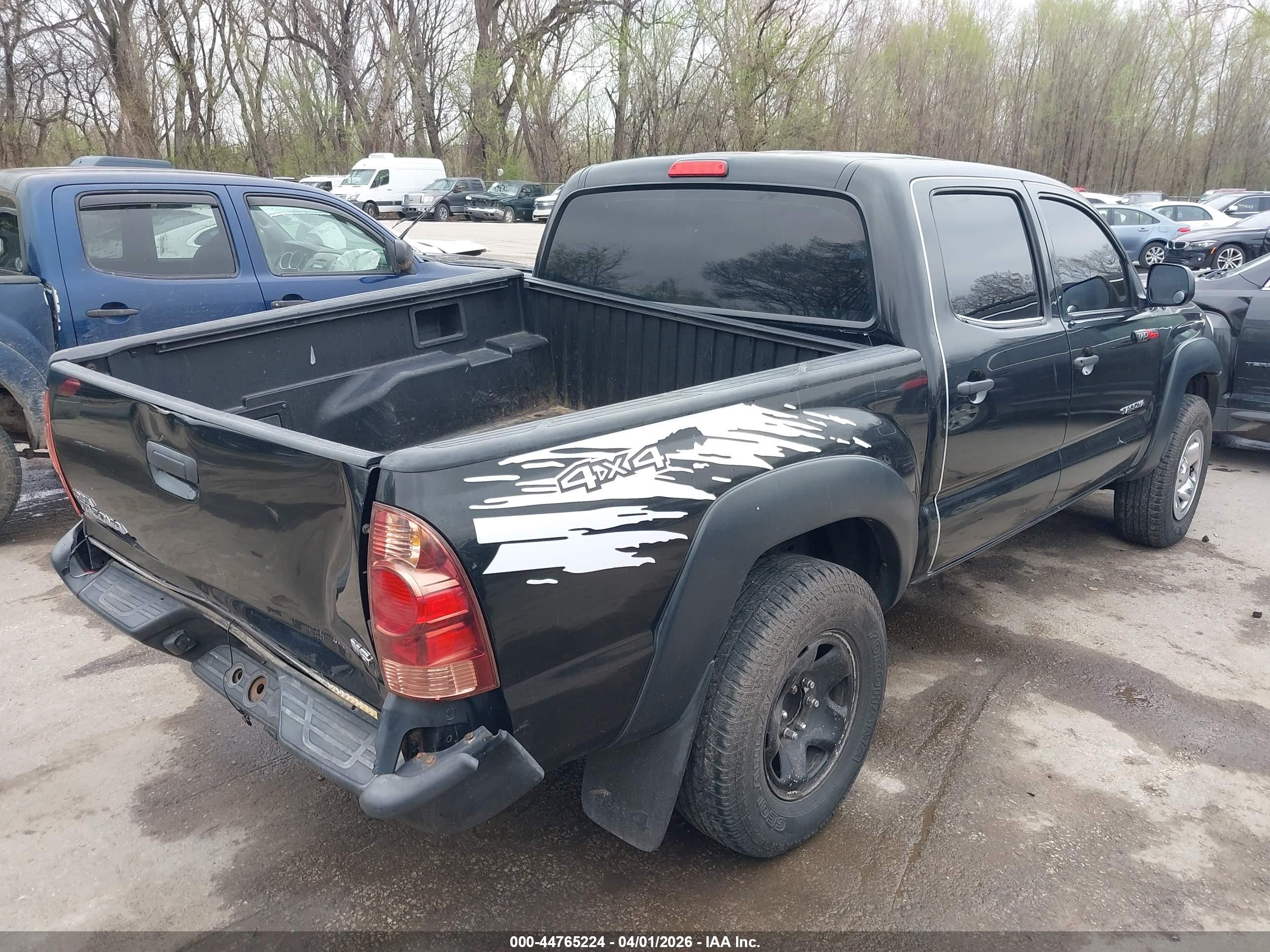 TOYOTA TACOMA image 4