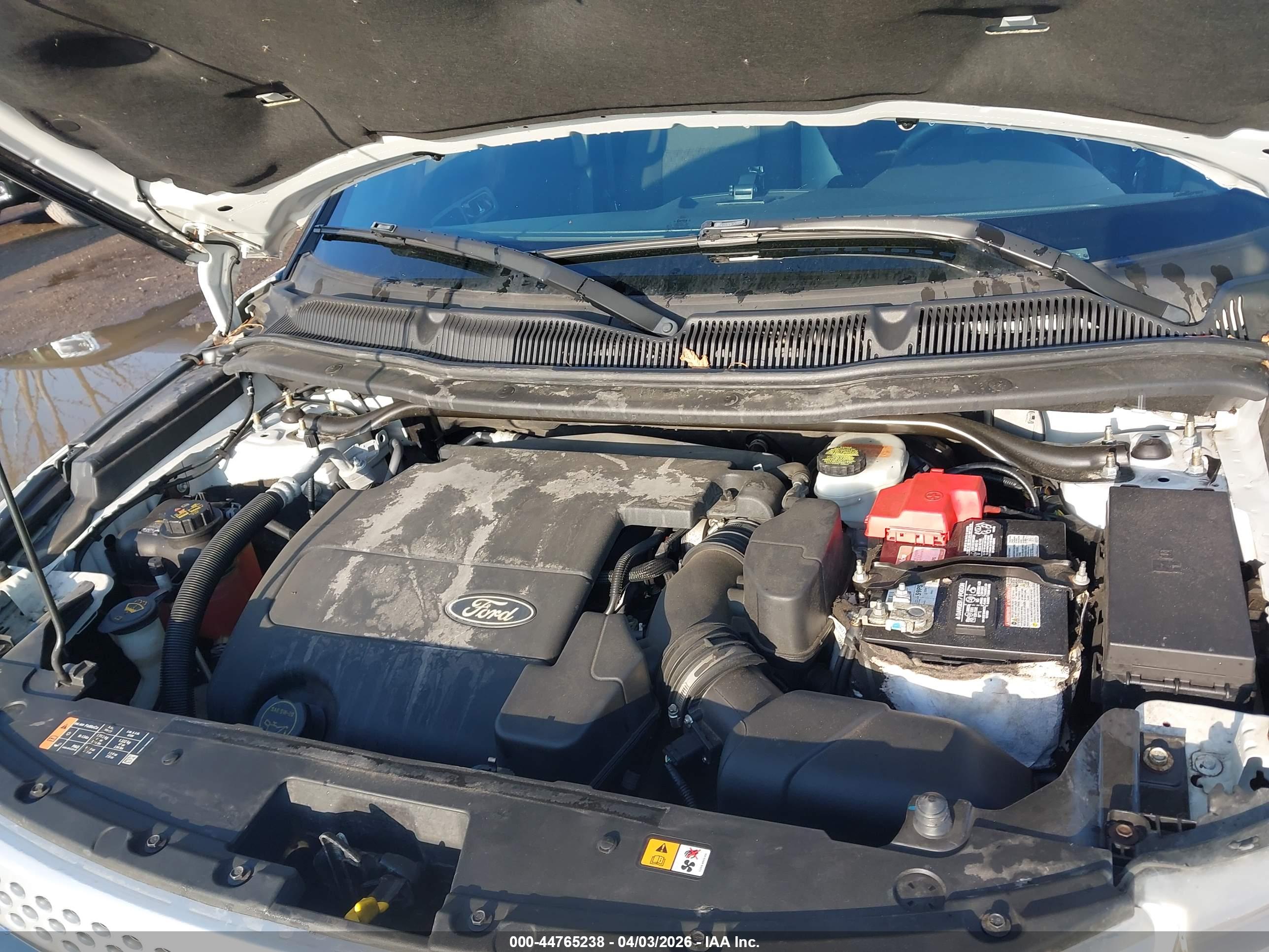 FORD EXPLORER image 10