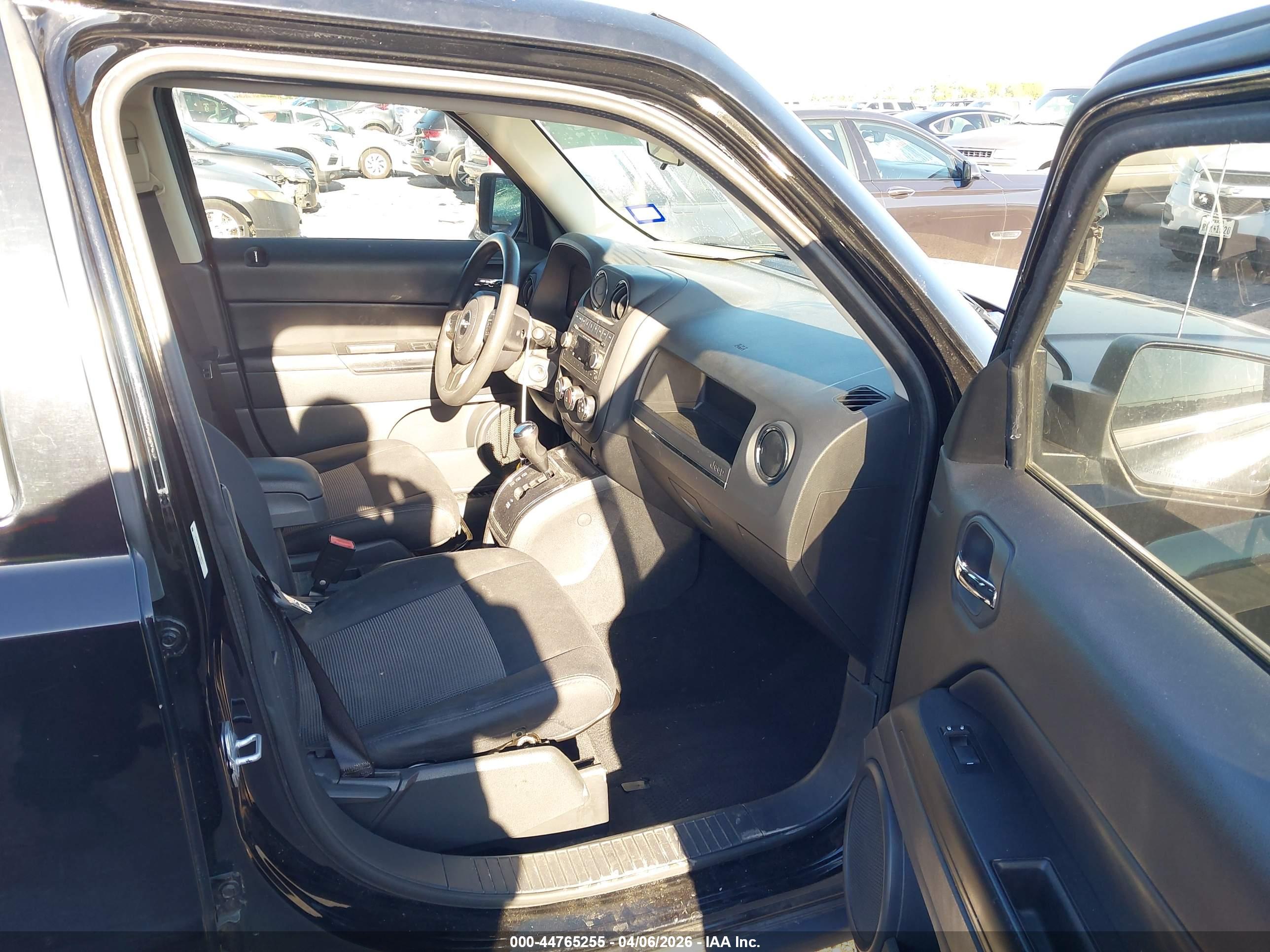 JEEP PATRIOT image 5
