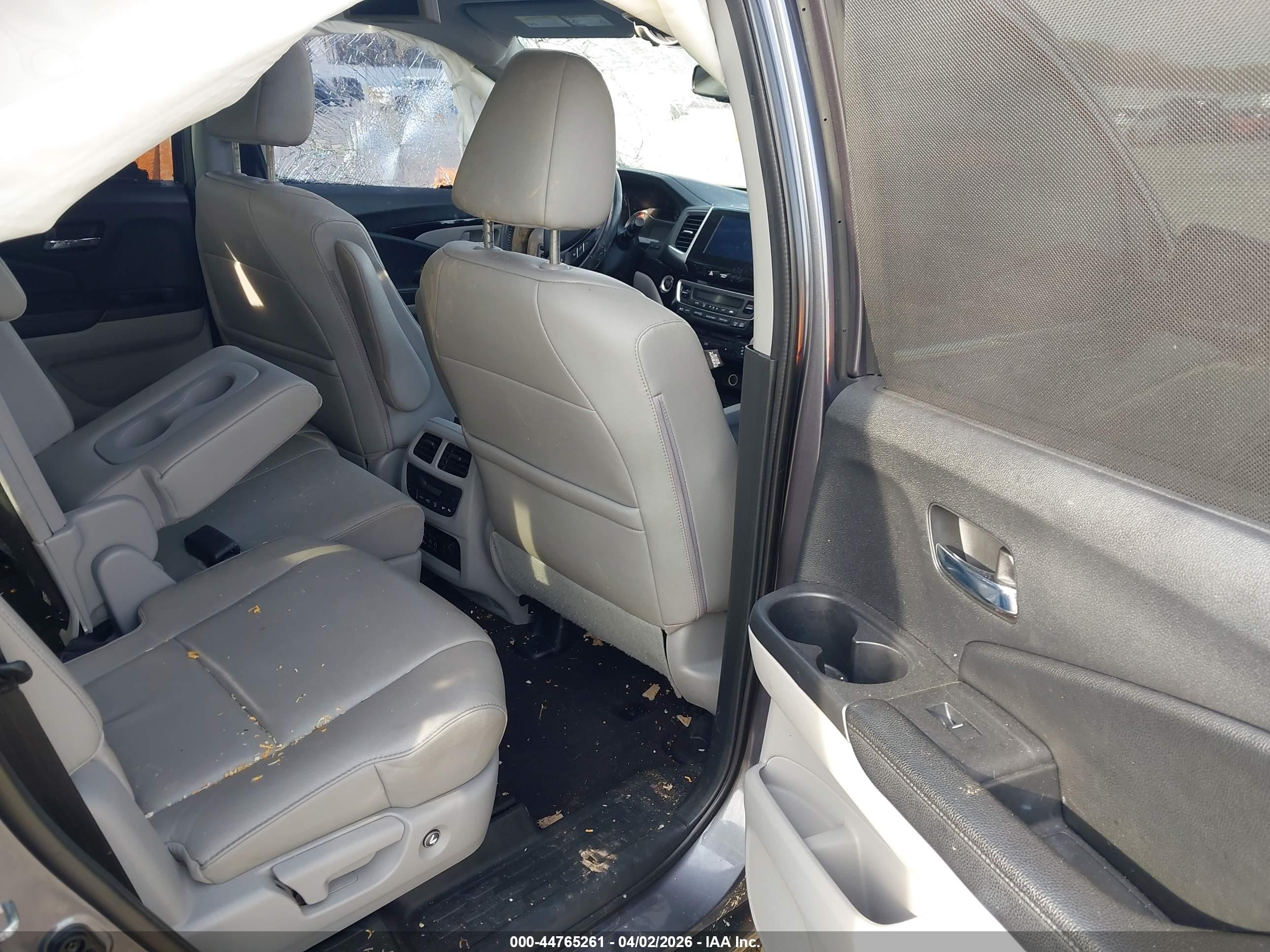 HONDA PILOT image 8