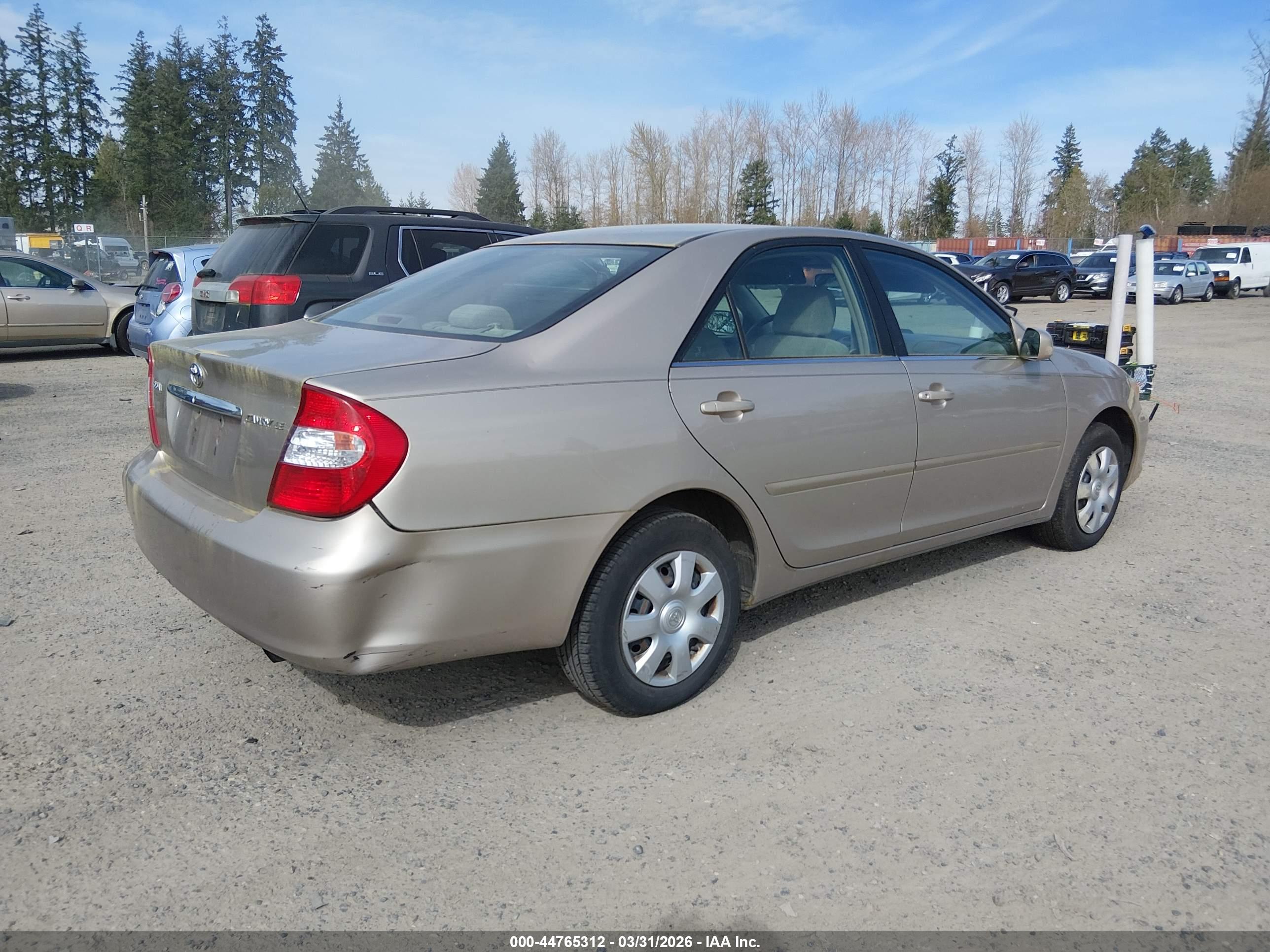 TOYOTA CAMRY image 4