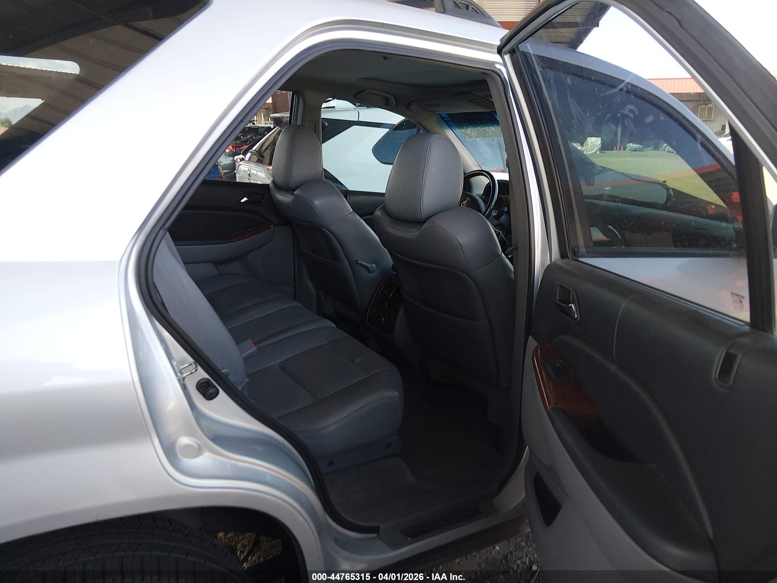 ACURA MDX image 8