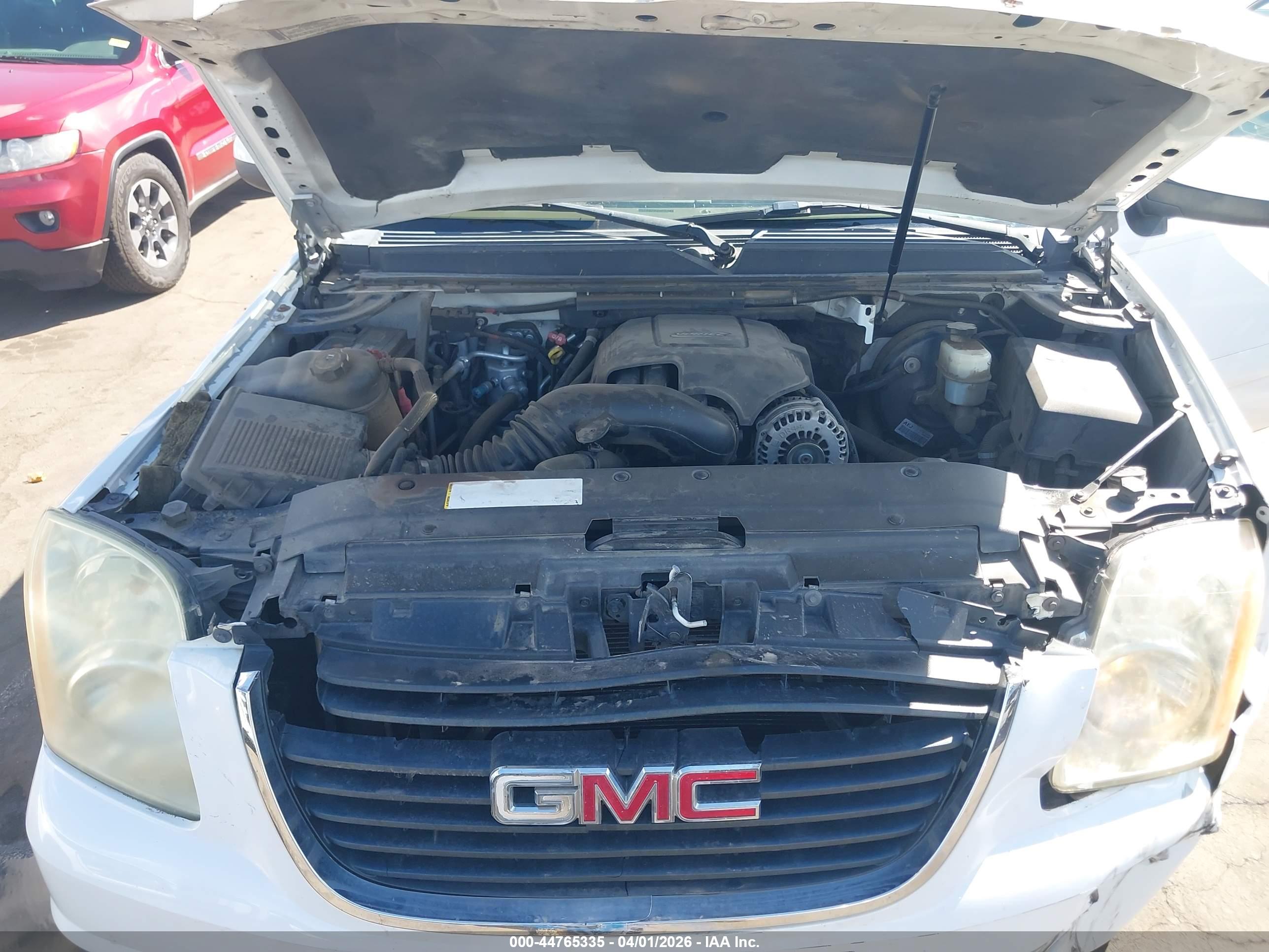 GMC YUKON image 10