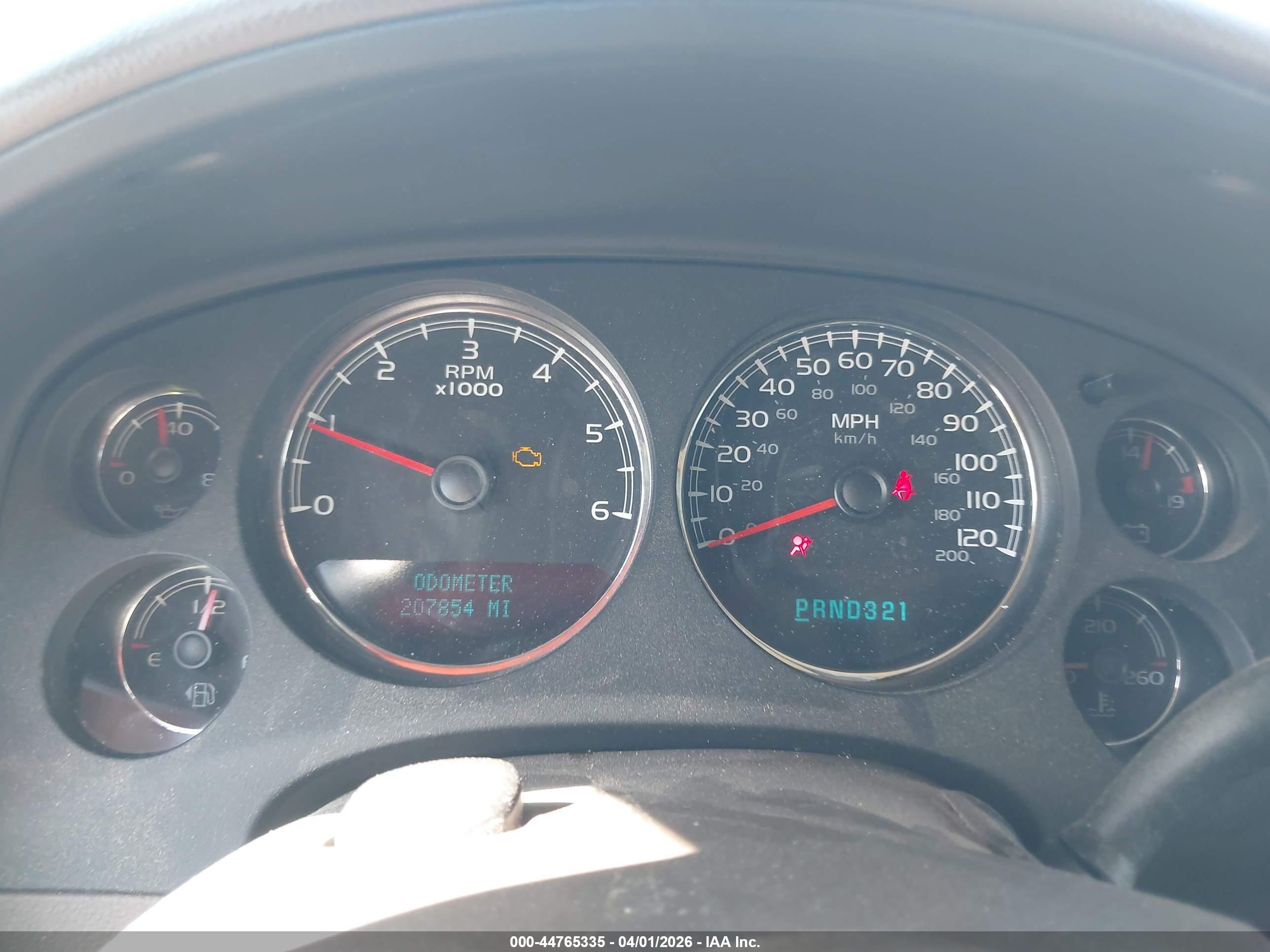 GMC YUKON image 7