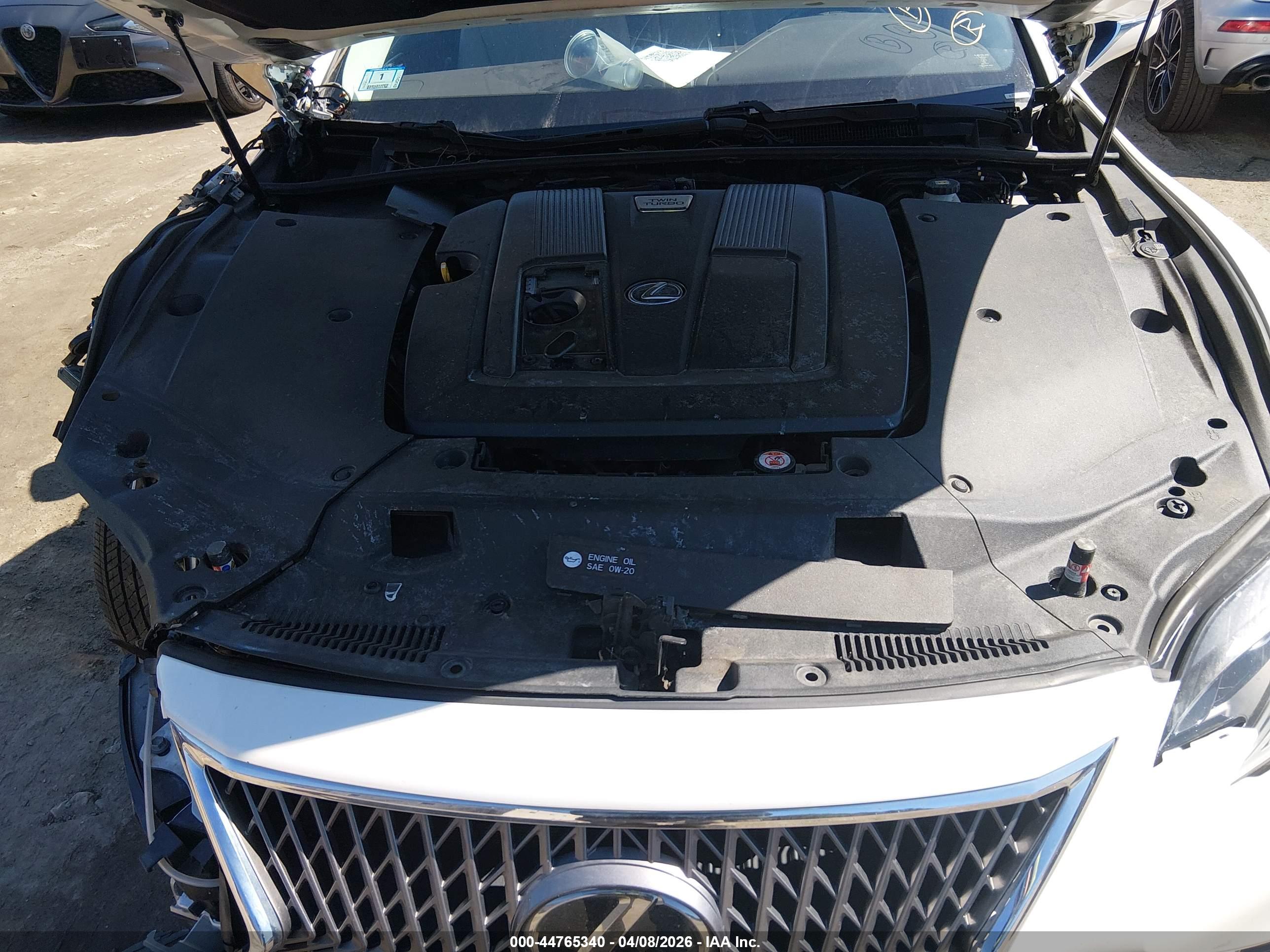 LEXUS LS image 10