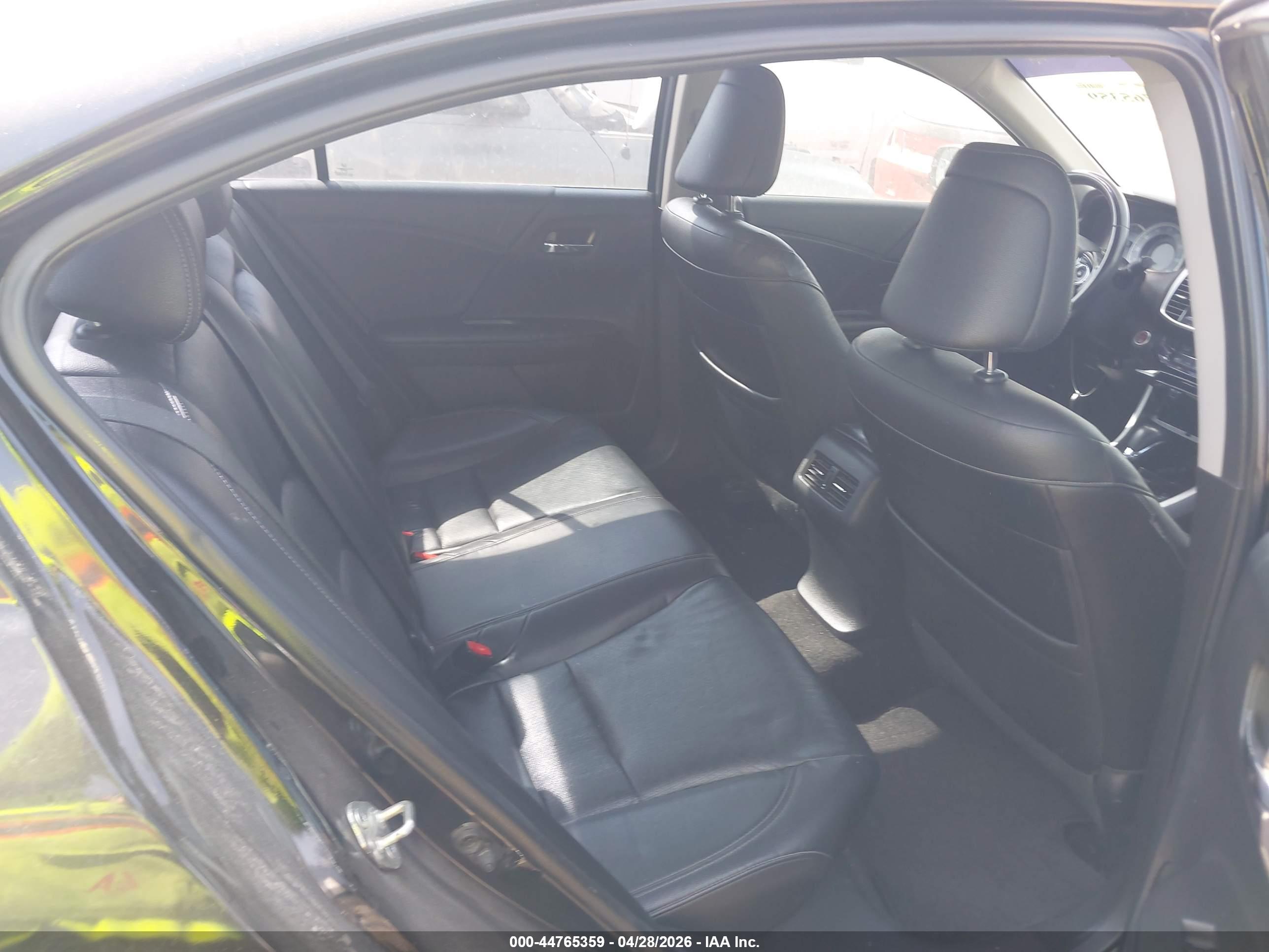 HONDA ACCORD image 8