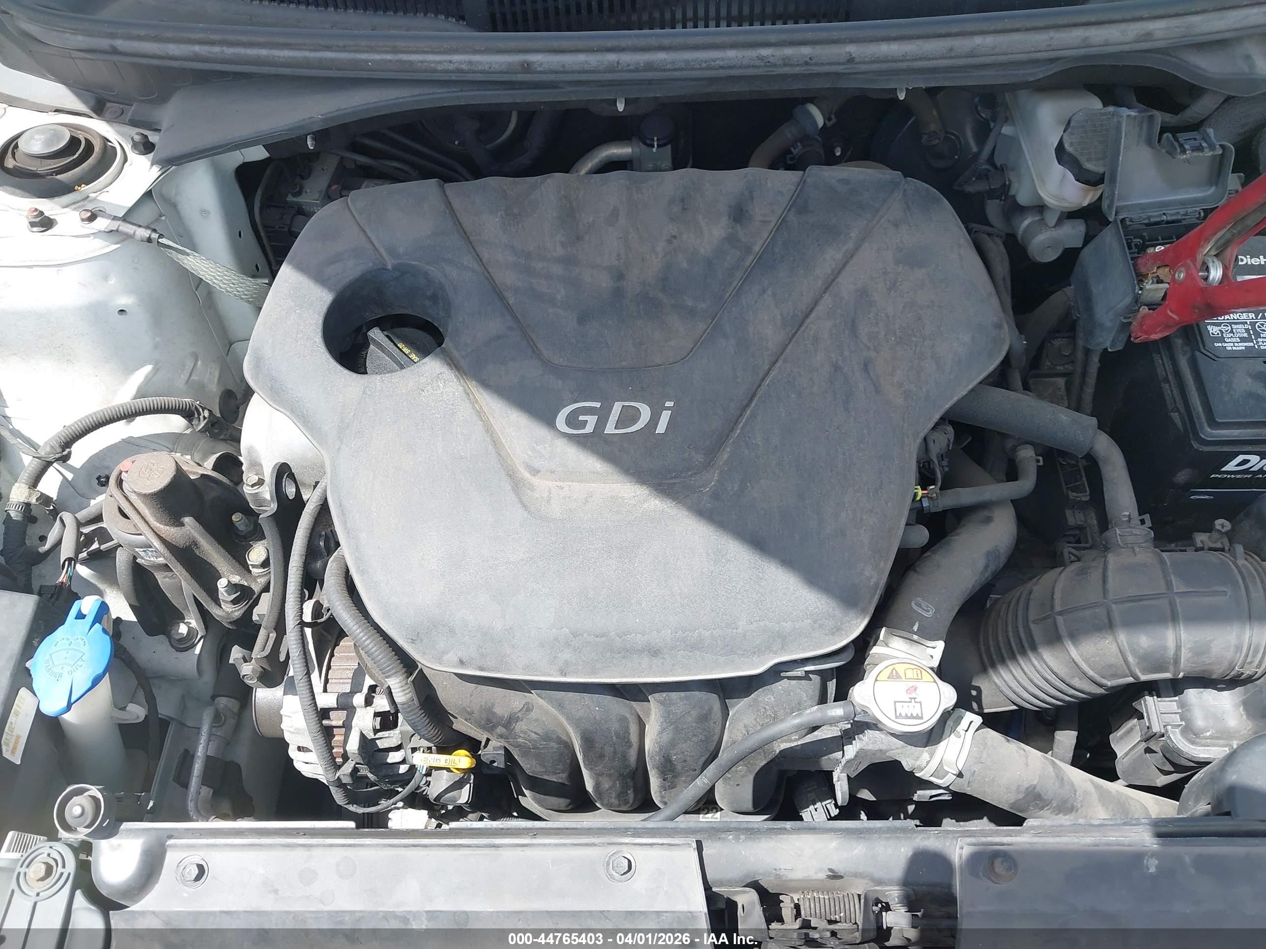 HYUNDAI VELOSTER image 10