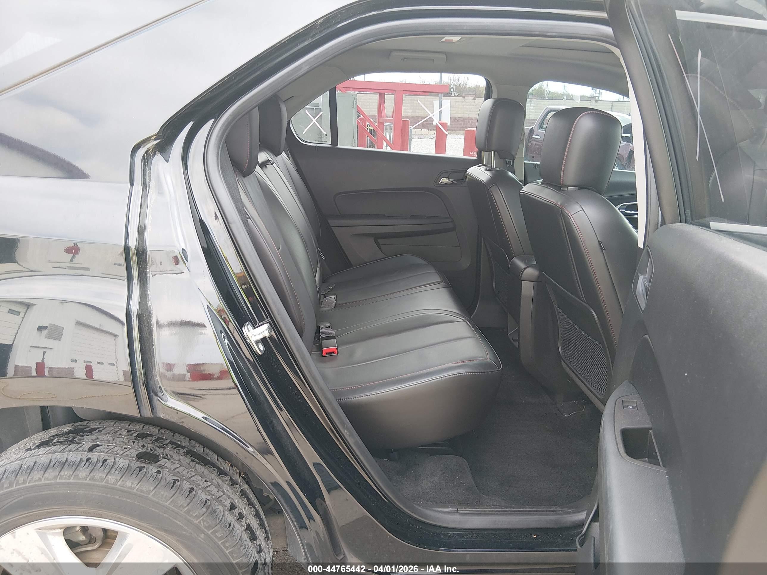 CHEVROLET EQUINOX image 8