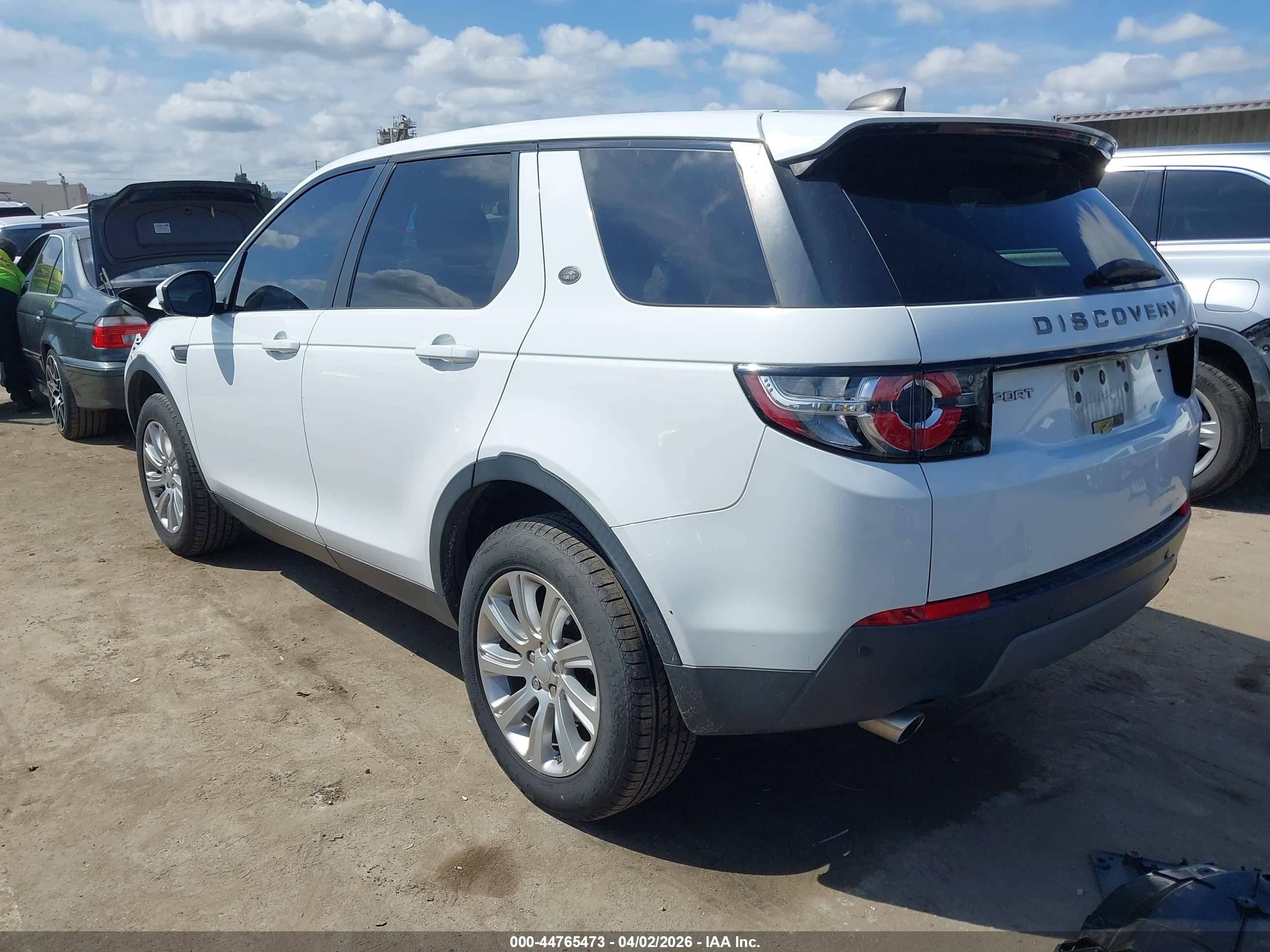 LAND ROVER image 3