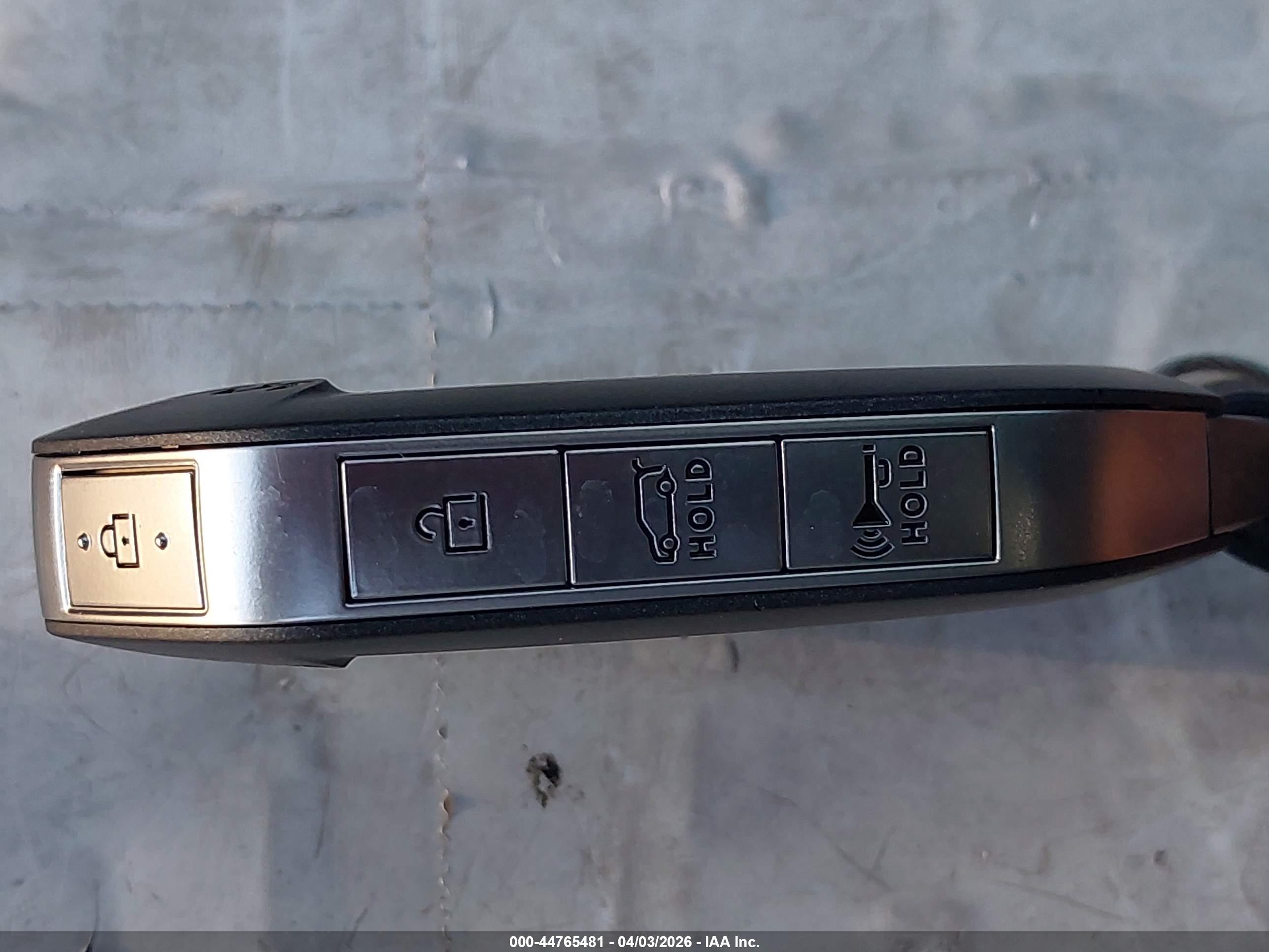 KIA CARNIVAL image 11