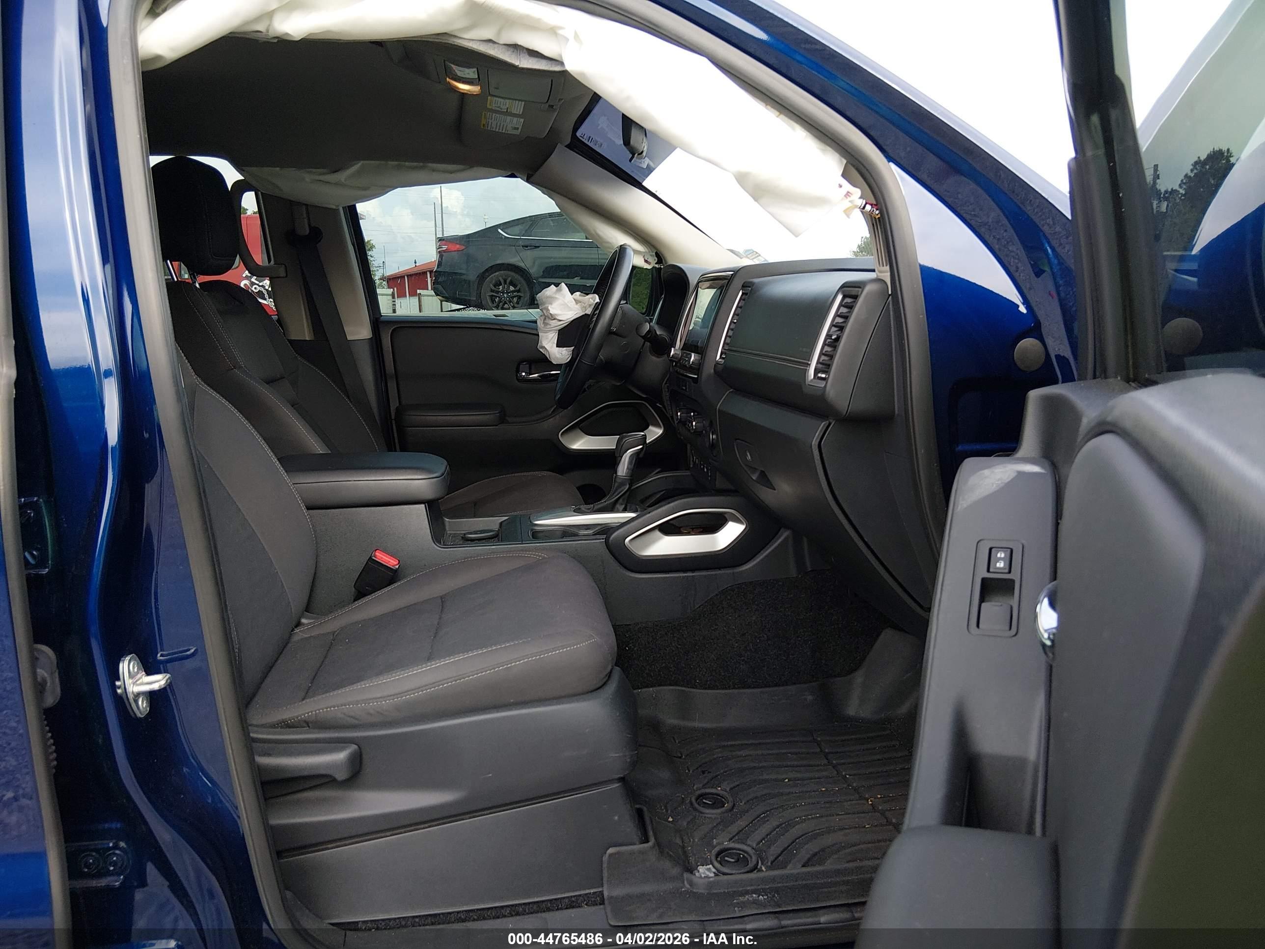 NISSAN FRONTIER image 5