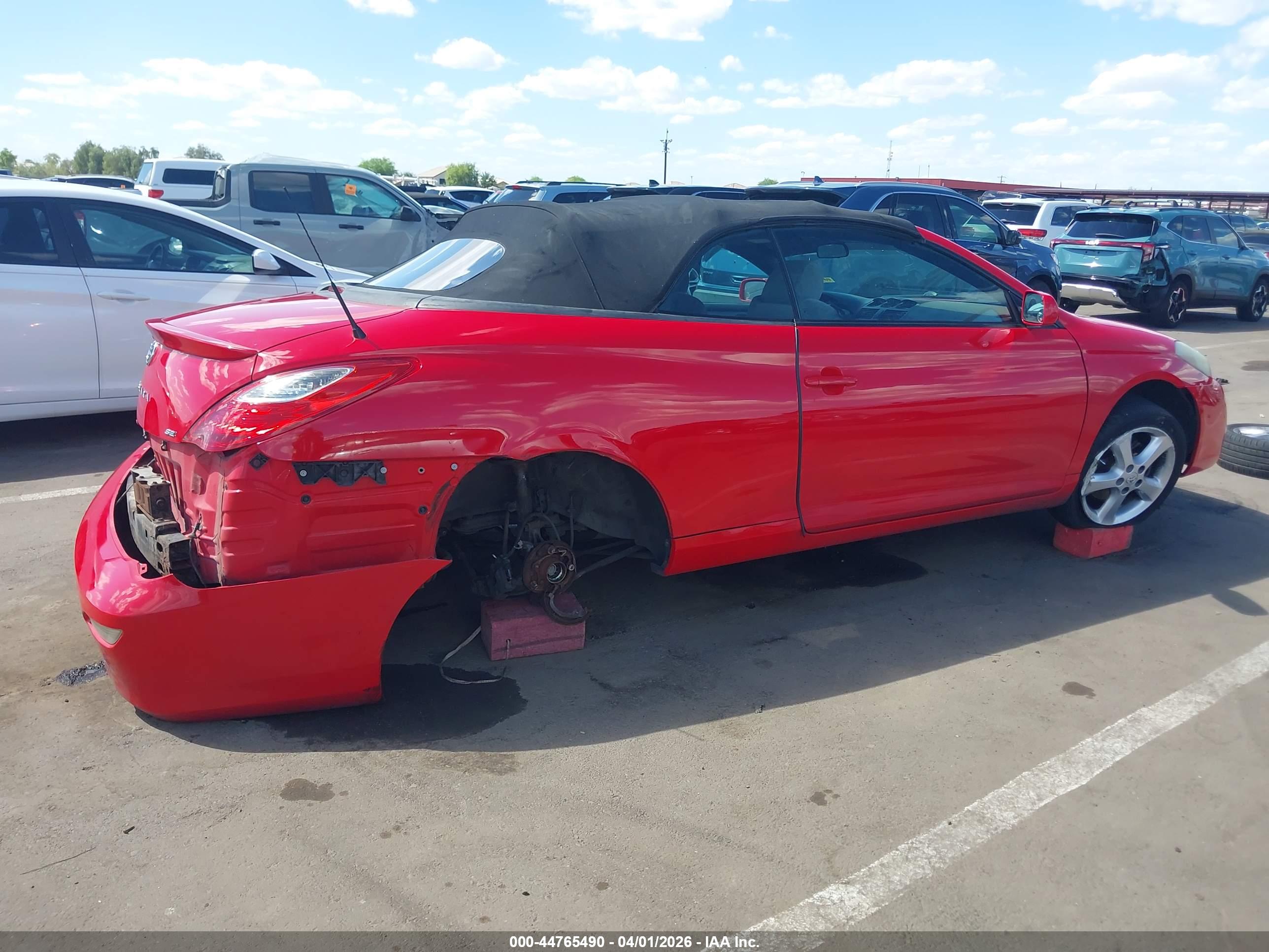 TOYOTA CAMRY image 6