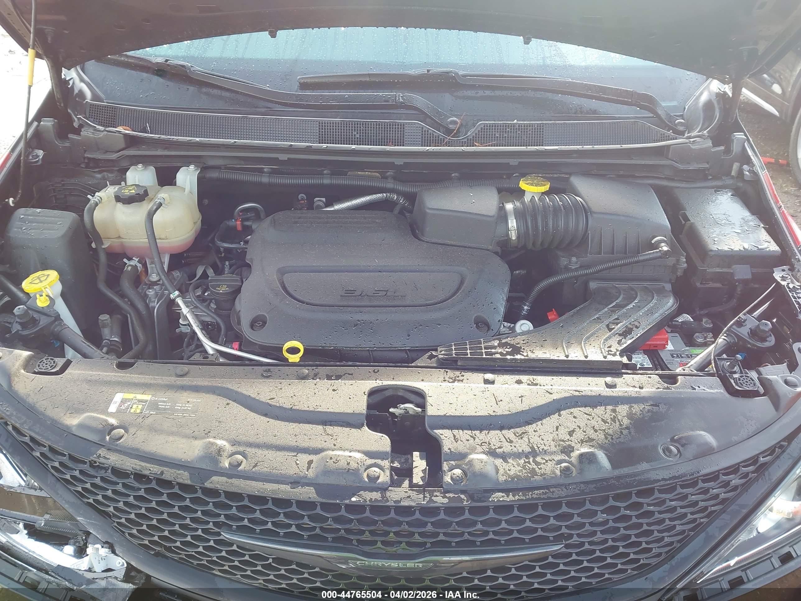 CHRYSLER PACIFICA image 10