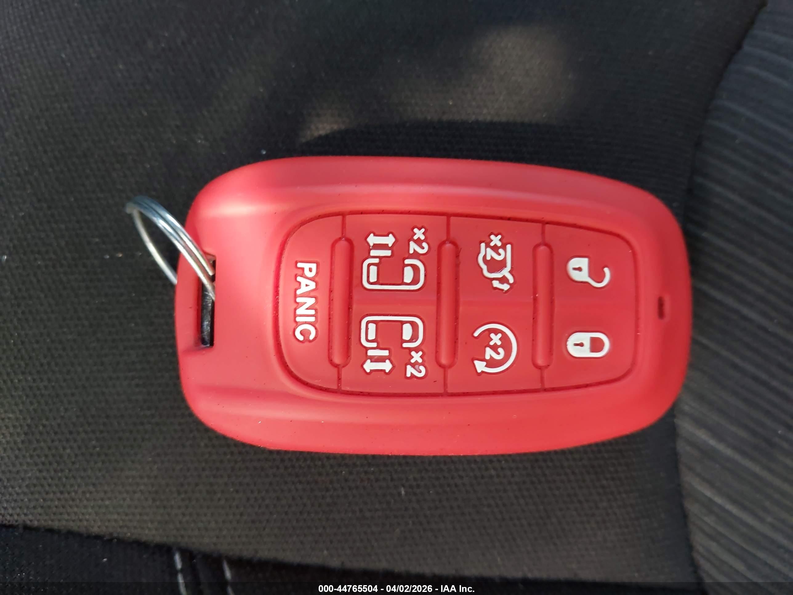 CHRYSLER PACIFICA image 11
