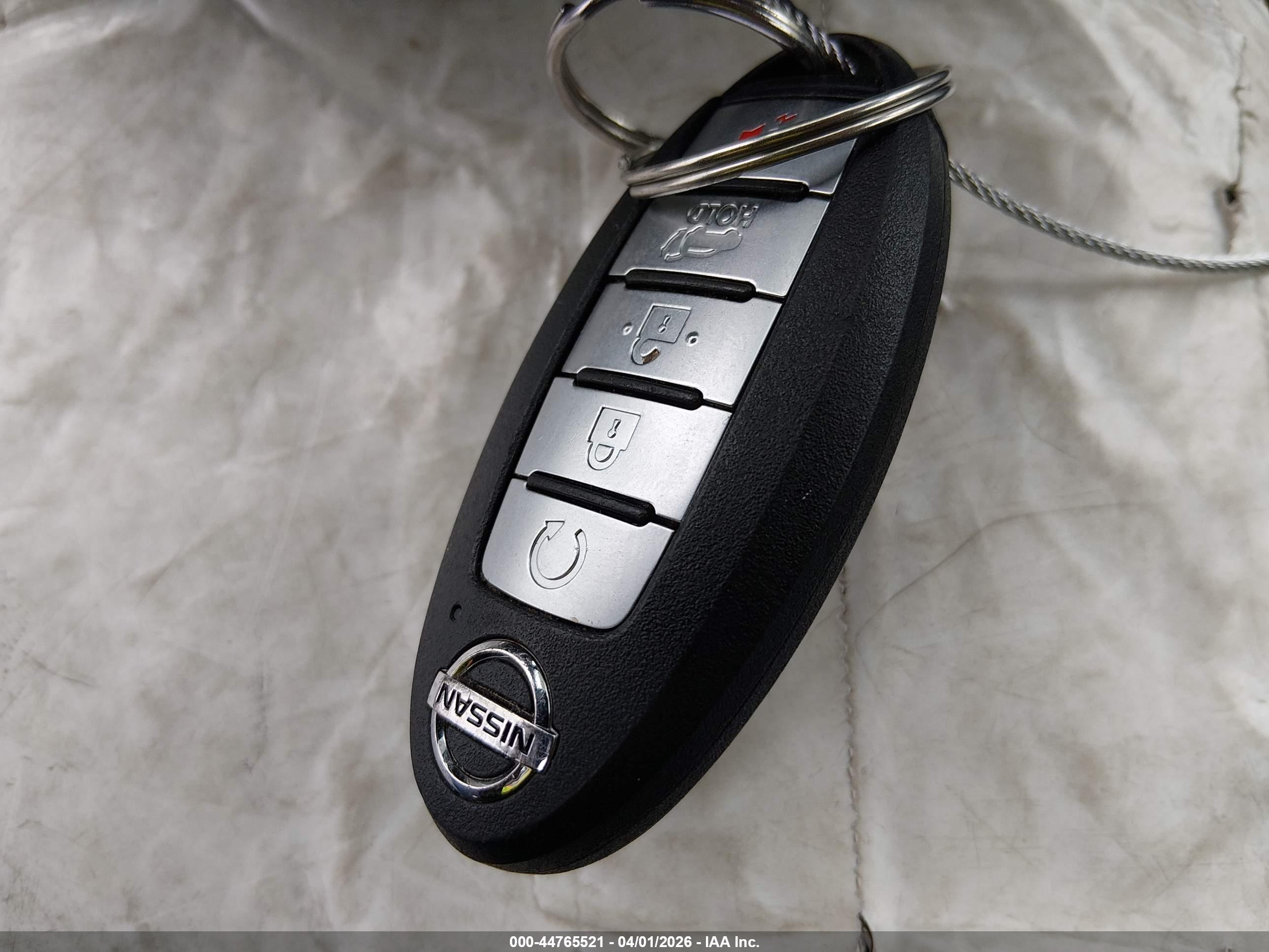 NISSAN ROGUE image 11