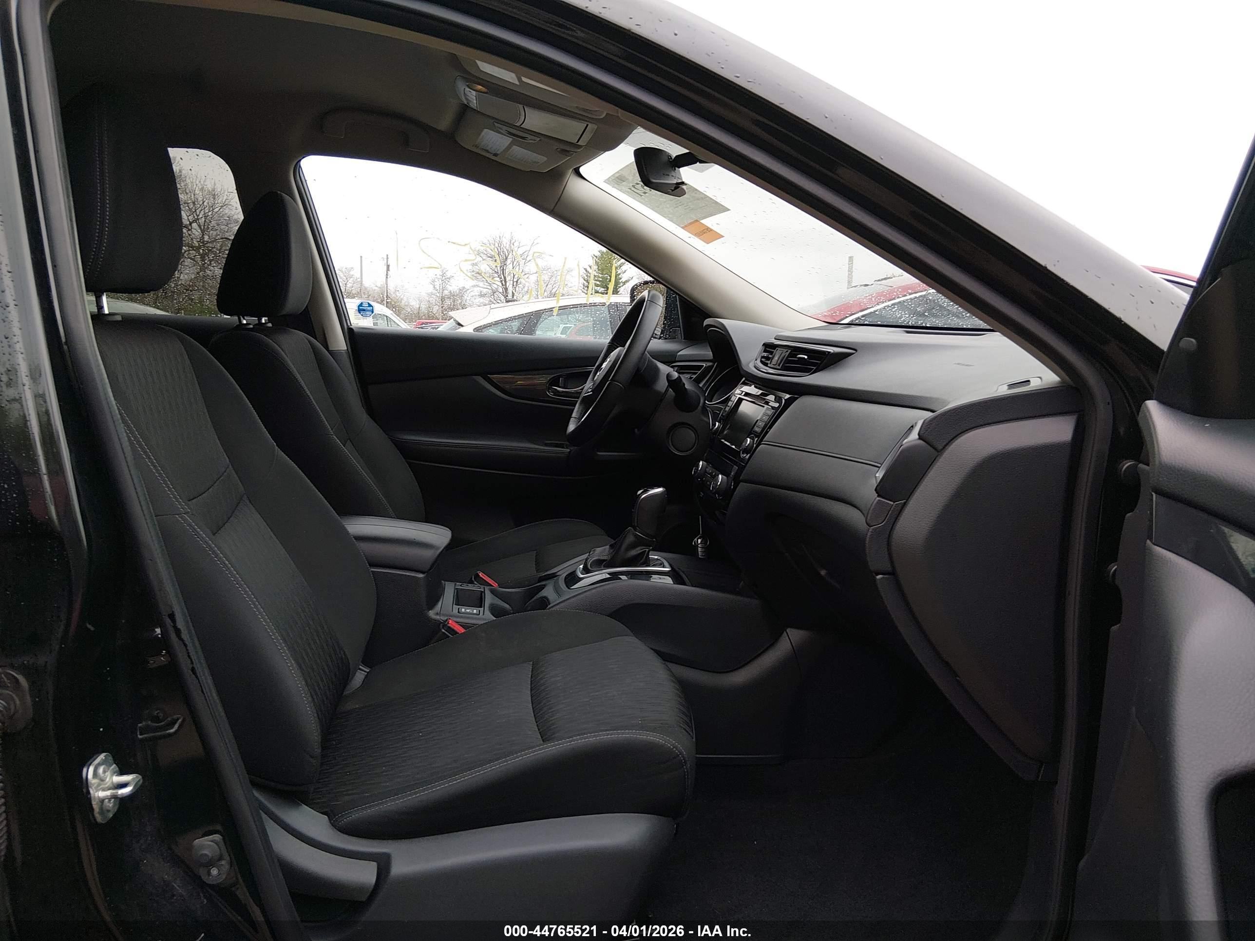 NISSAN ROGUE image 5