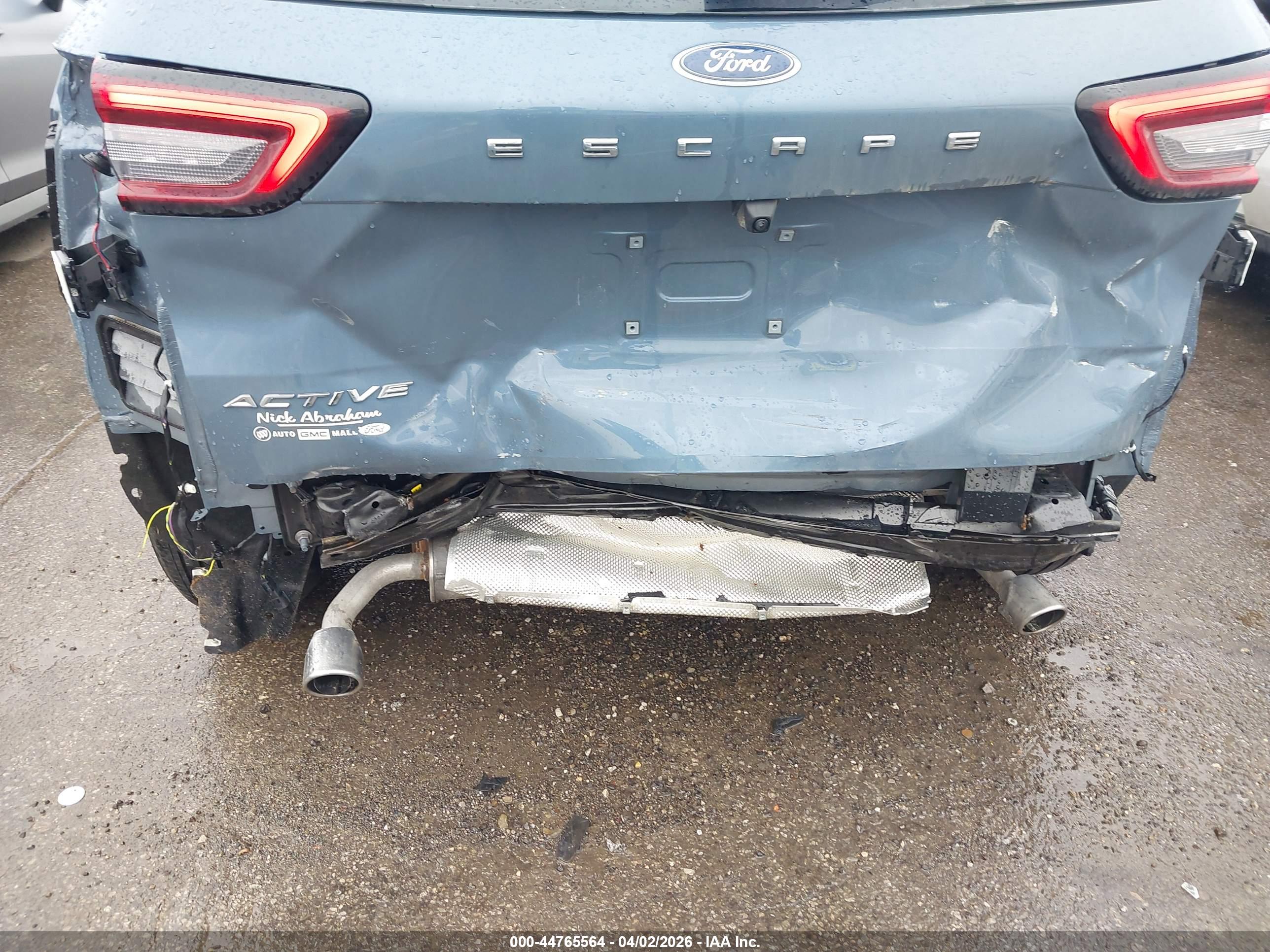 FORD ESCAPE image 6