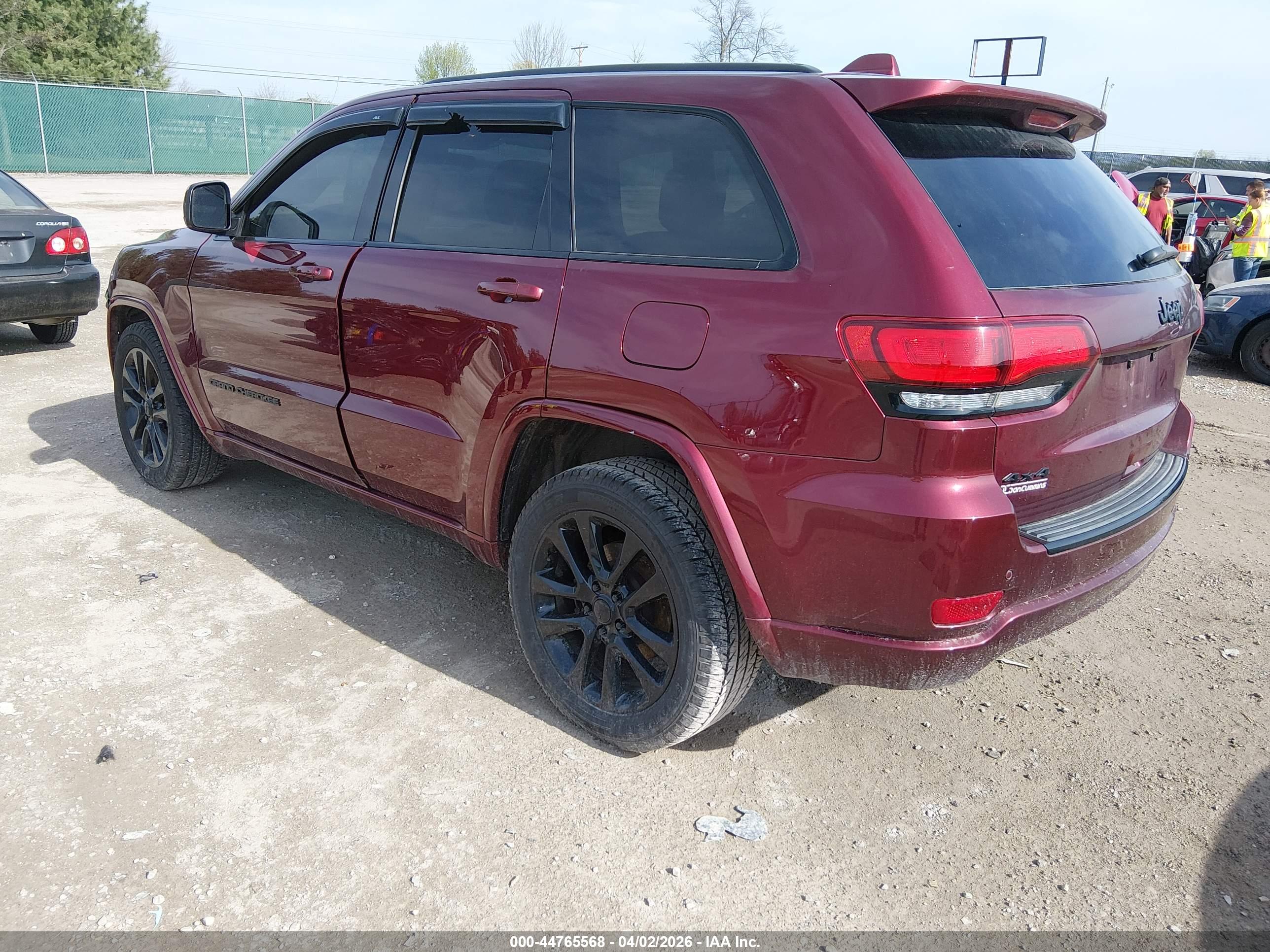 JEEP GRAND image 3