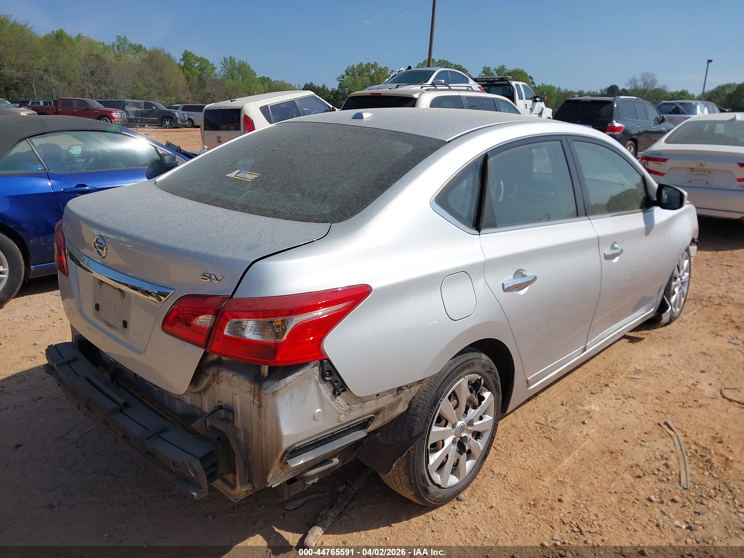 NISSAN SENTRA image 4