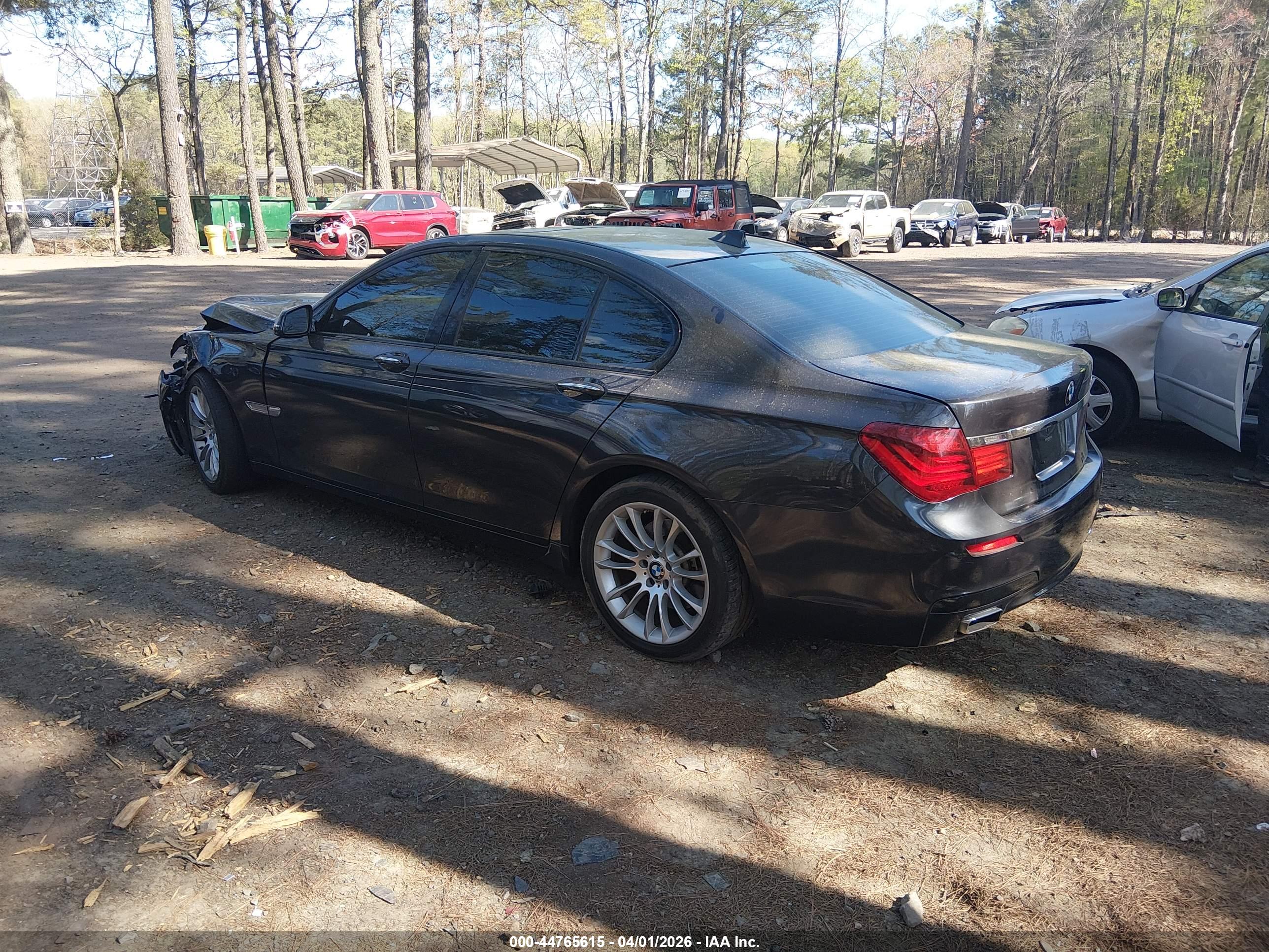 BMW 740I image 3