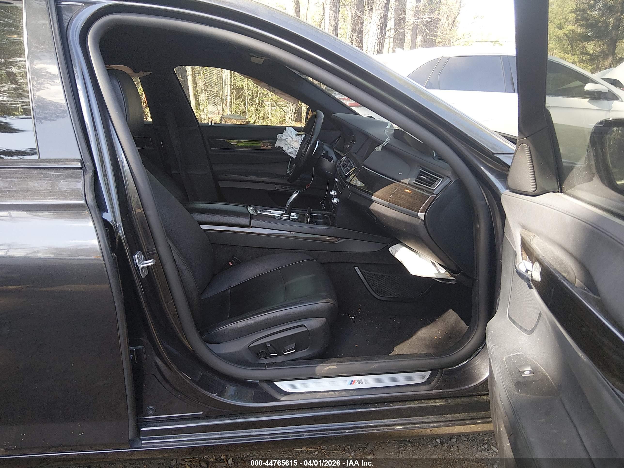 BMW 740I image 5