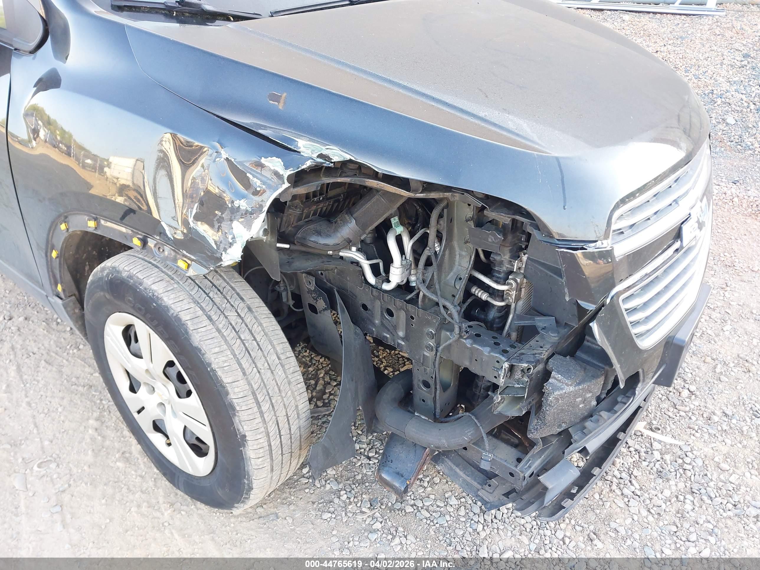 CHEVROLET TRAX image 6