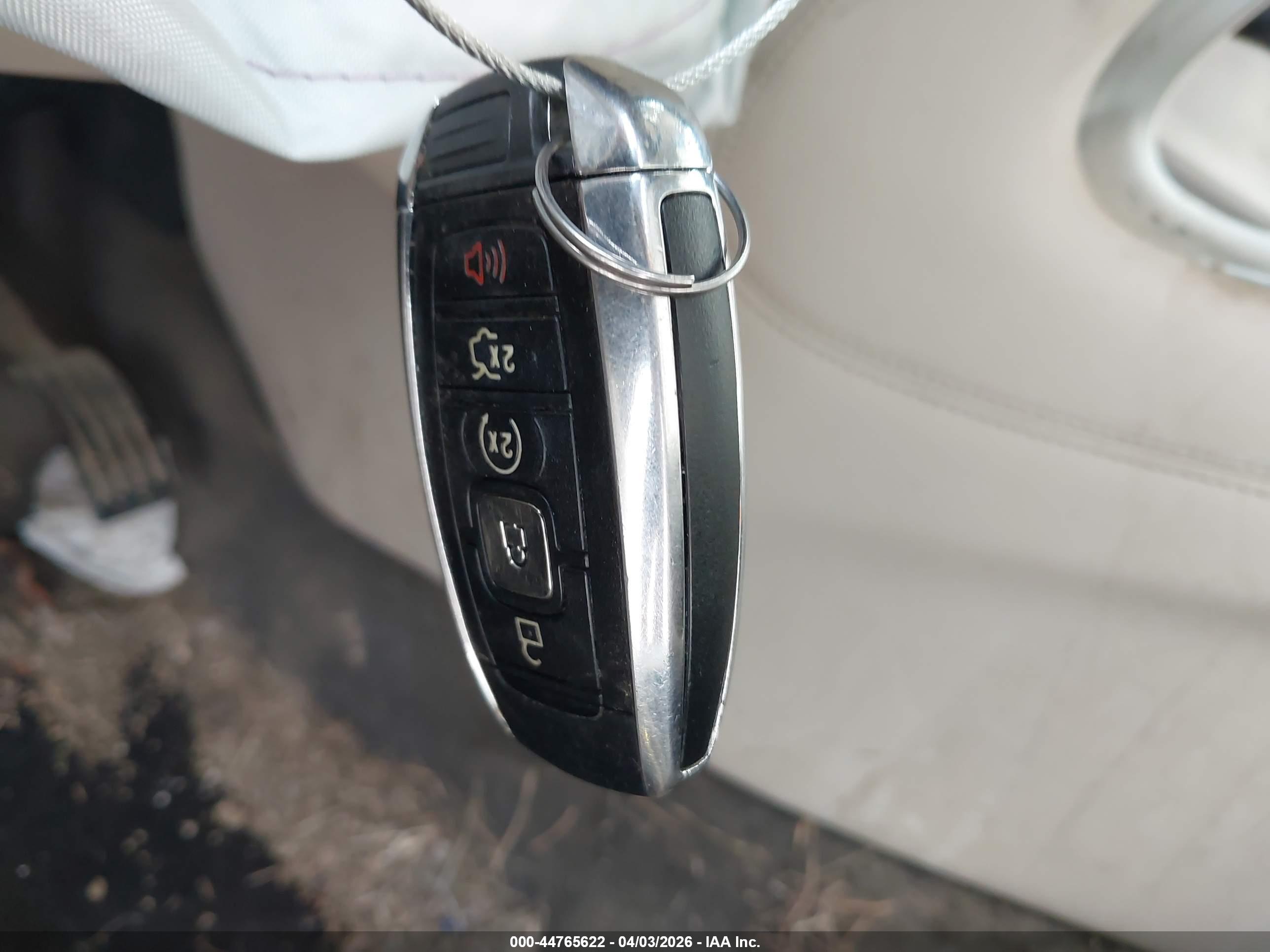 LINCOLN MKC image 11